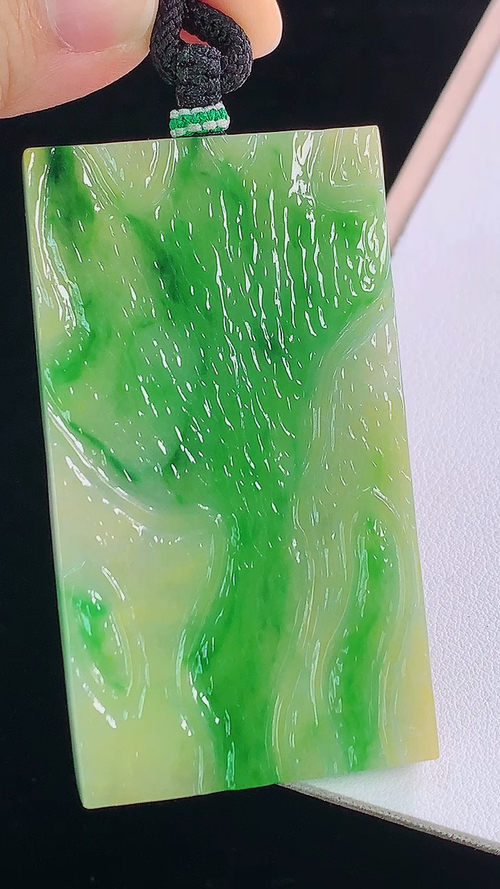 ️三彩原石，无裂 尺寸:66.2-37.1-6.1mm 2