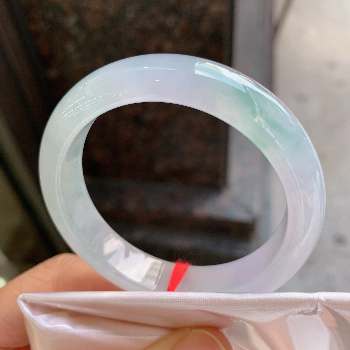 正圈冰紫飘花 无裂 尺寸：50/12/8 小圈口
