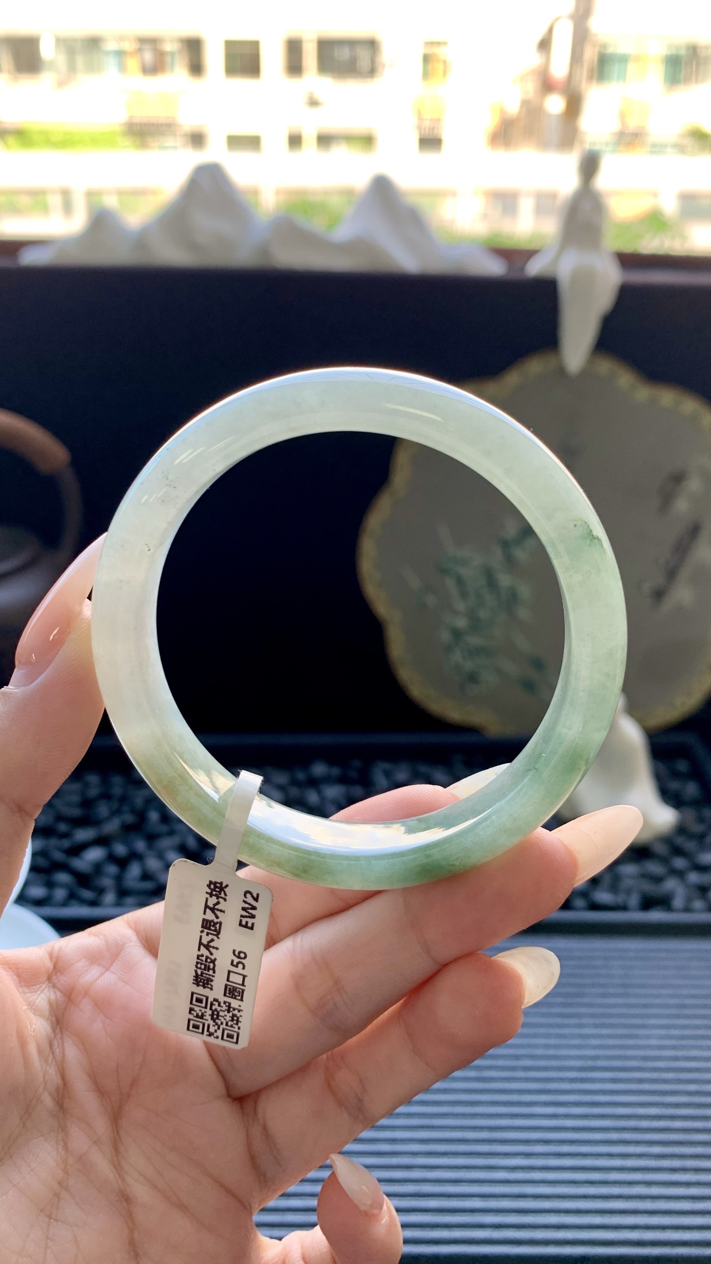 冰晴飘花正圈镯成品 HY-7631 尺寸：56-12-7.5