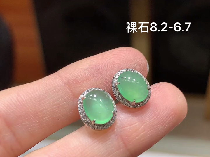 ️ 18K 冰晴蛋面耳钉 无裂，尺寸，8.2-6.7