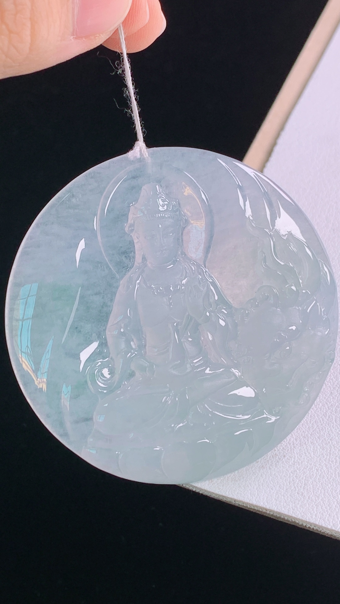 ️高冰文殊观音 种水，清透细腻，无裂 尺寸:55.5-5.9mm 28