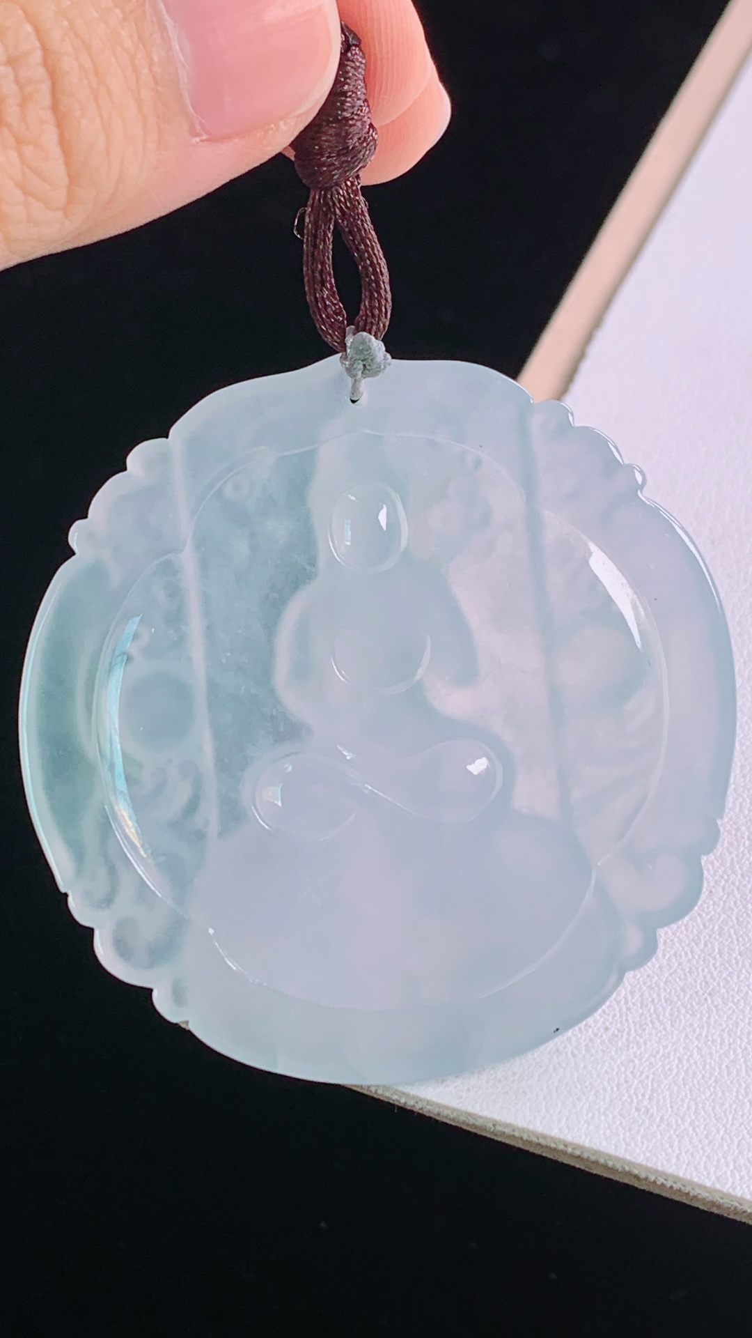 ️冰种普贤观音 种水，清透细腻，无裂 尺寸:52.9-51.9-5.7mm 29
