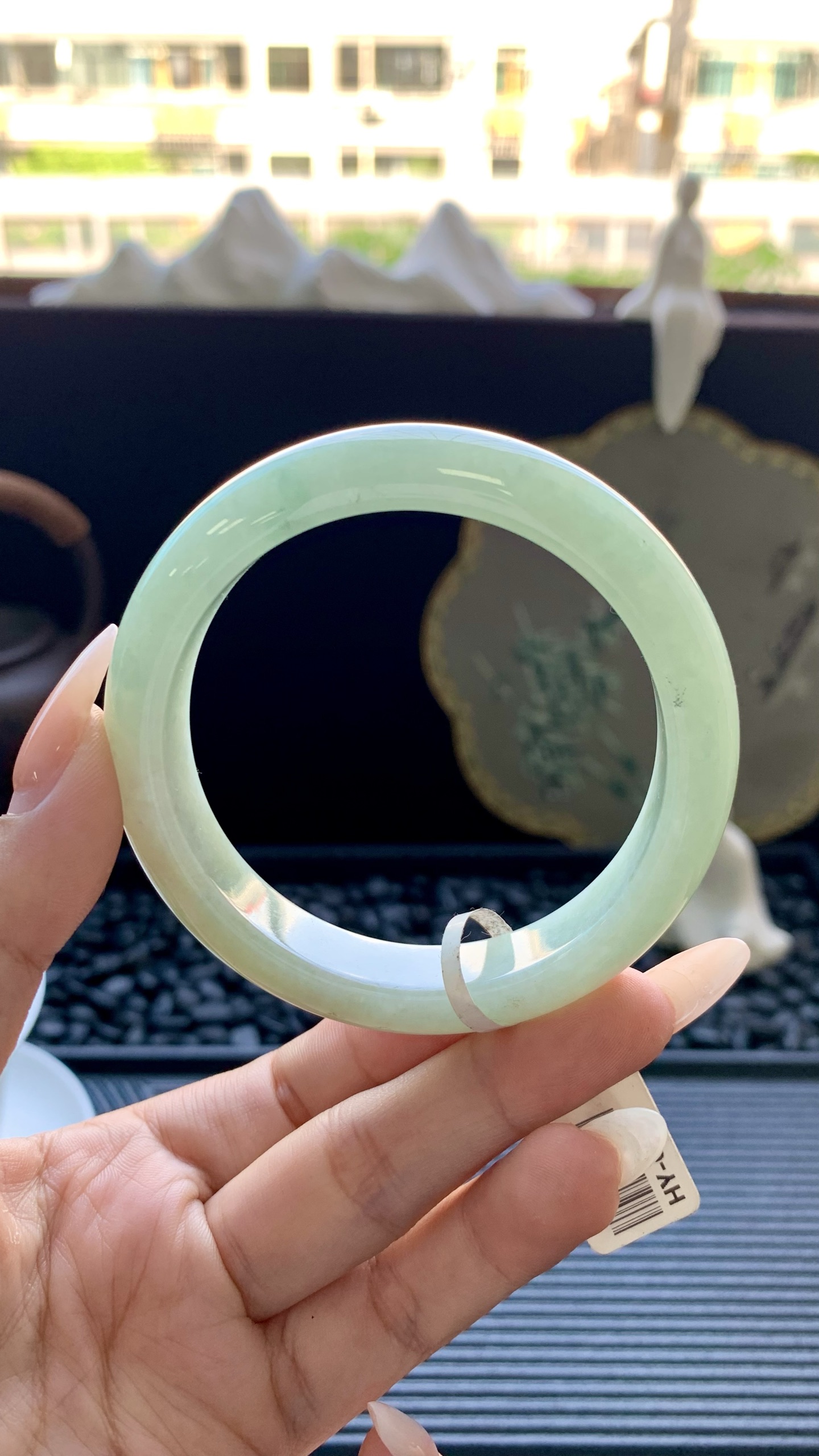 淡果绿黄翡正圈镯成品 HY-6431 尺寸：55-12-8.5