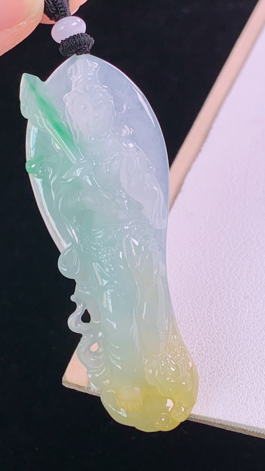 三彩文殊观音，色泽清新，清爽水润，无裂，尺寸:69.2-25.7-11.8mm 3
