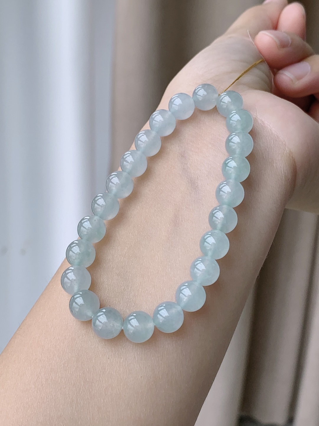 【珠子】白冰手串圆珠珠子手串 【说明】缅甸 性比高 【尺寸】8mm 【重量】22克