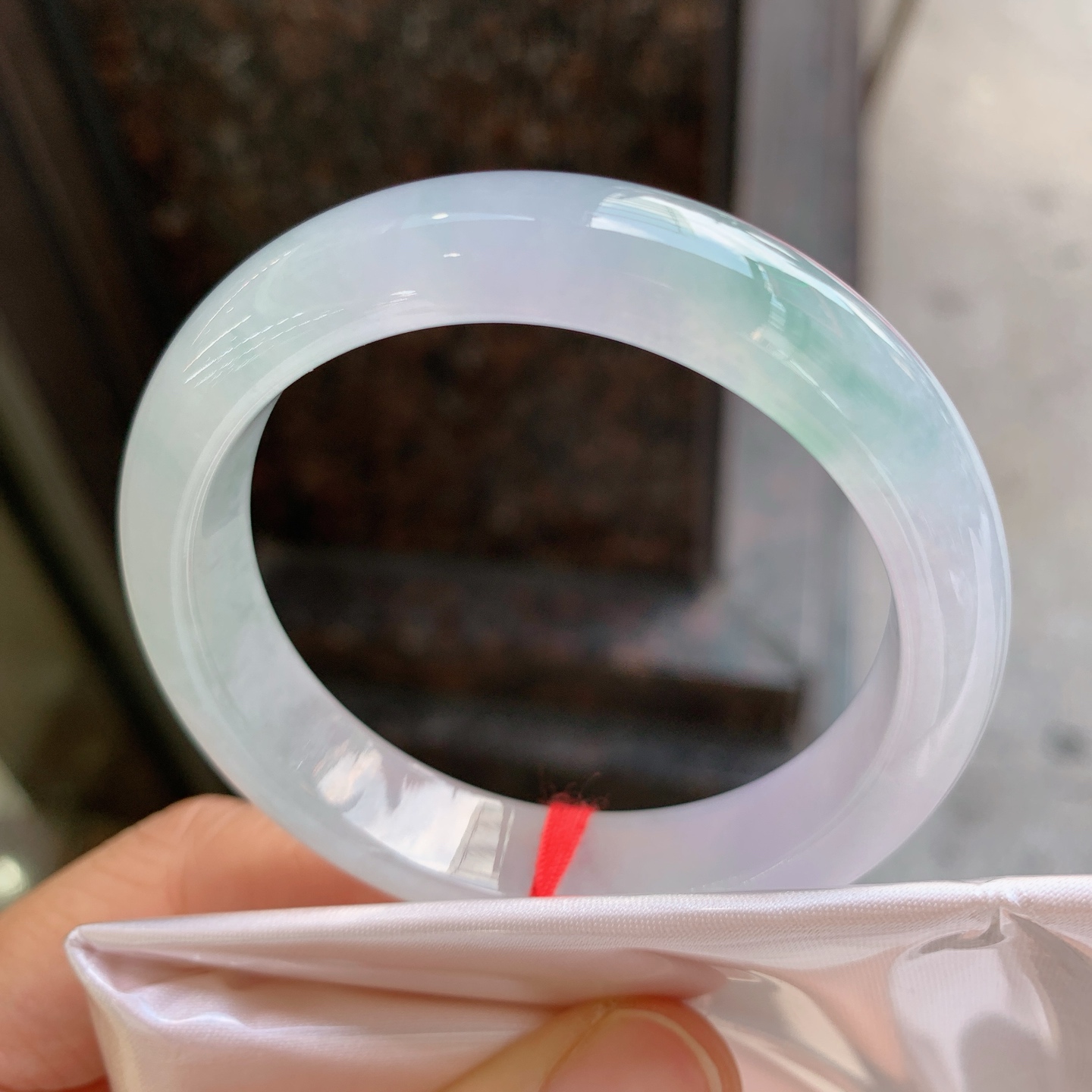 正圈冰紫飘花 无裂 尺寸：50/12/8 小圈口