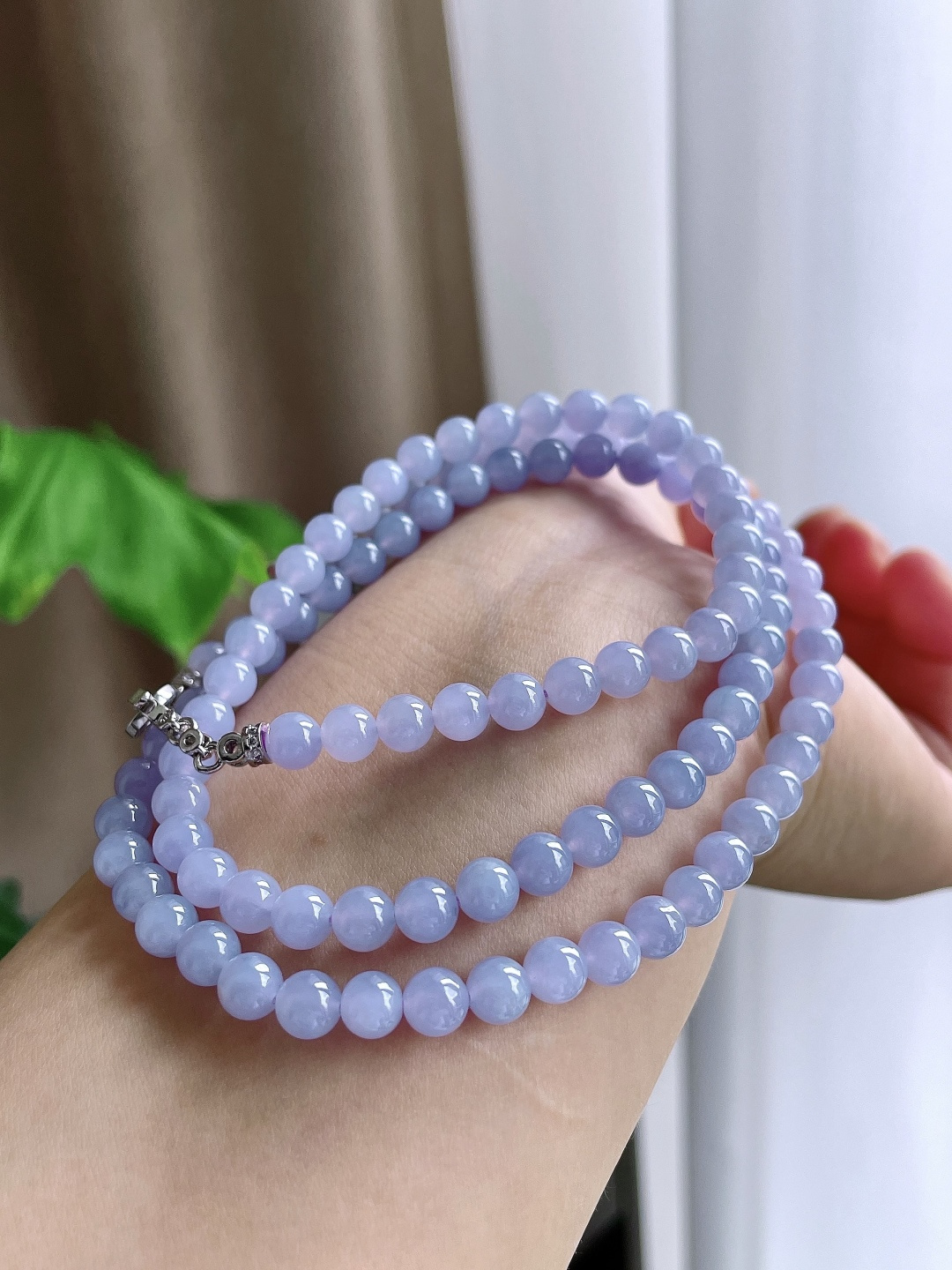 【珠子】冰种珠链圆珠珠子珠链 【说明】缅甸 性比高 【尺寸】6mm 34cm 【重量】42.8克