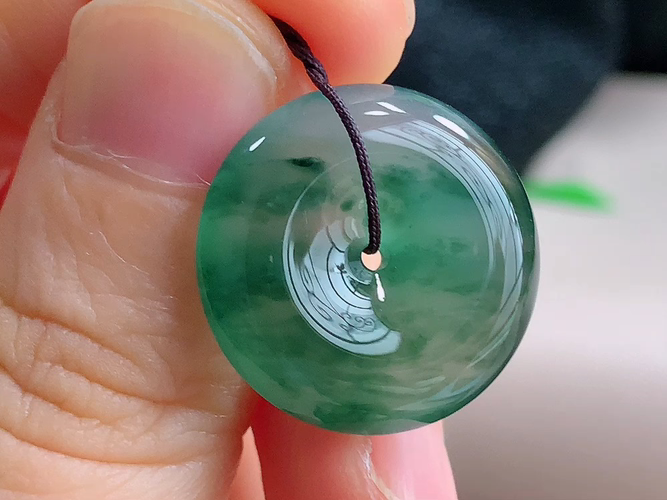 ️ 平安扣，无裂，尺寸20.7-6.5mm，包A附证书
