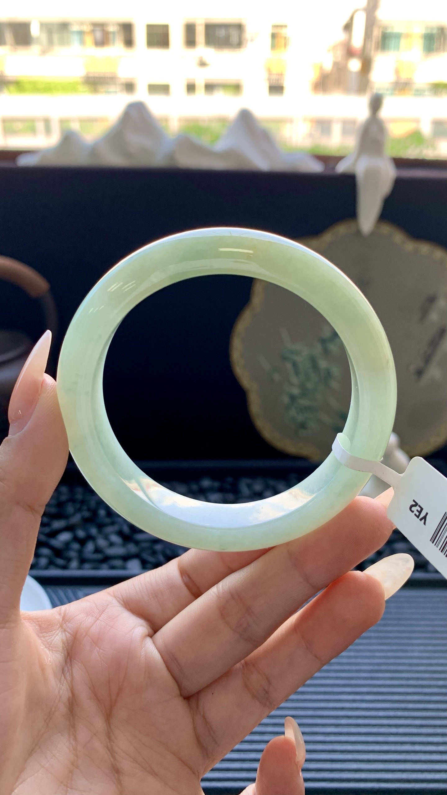 淡果绿黄翡正圈镯成品 HYY-3833 尺寸：55.5-12-8.5