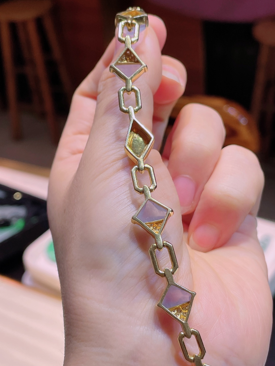 ️冰绿手链，18k镶嵌，老种起光，细底通透，尺寸：裸石14.8/8.3/3.5mm1003
