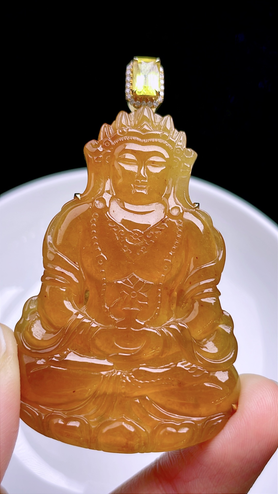 ️ 冰种黄翡度母 色泽鲜艳 种老水润 18k金镶嵌 整体 62.6/36.3/8 裸石 53.8/