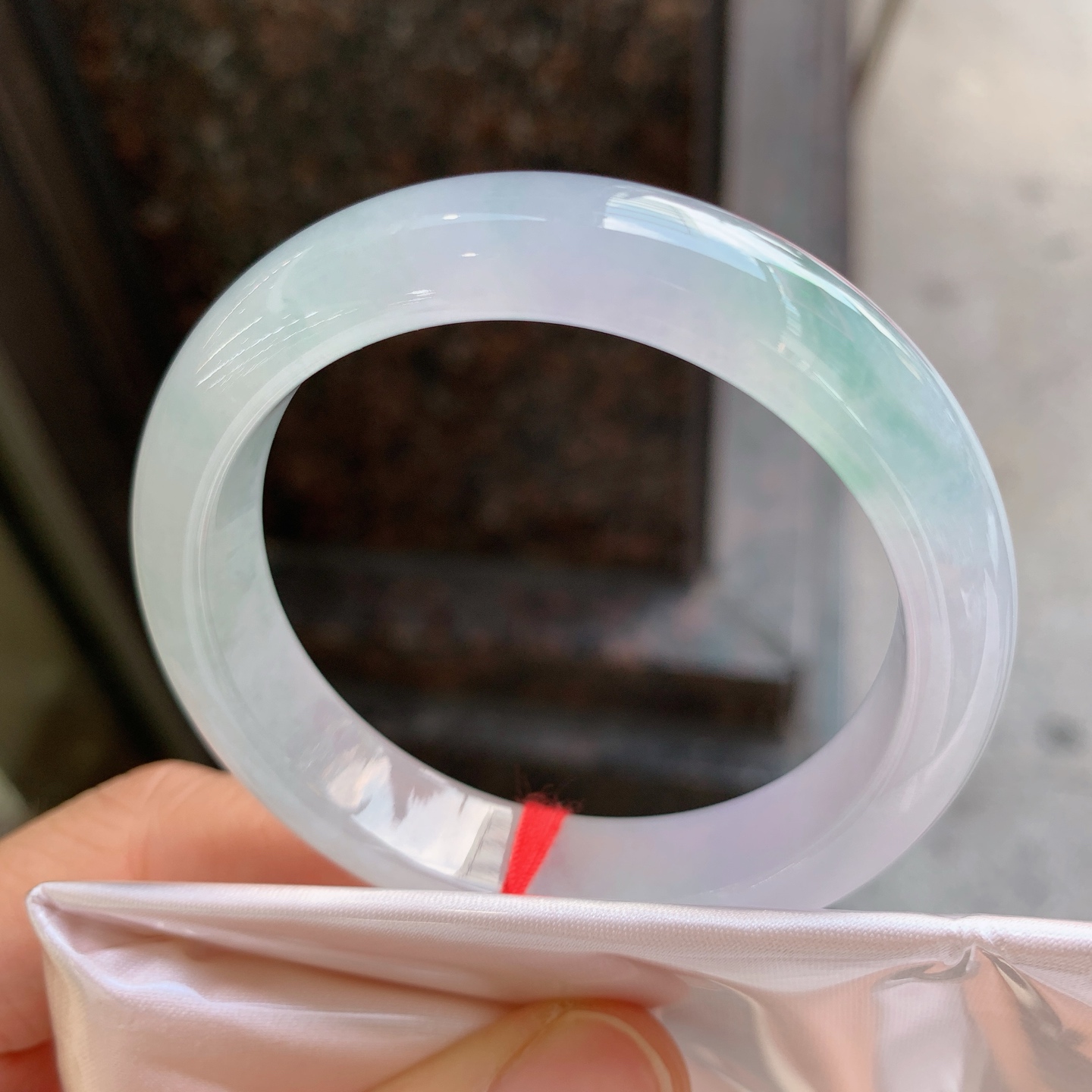 正圈冰紫飘花 无裂 尺寸：50/12/8 小圈口