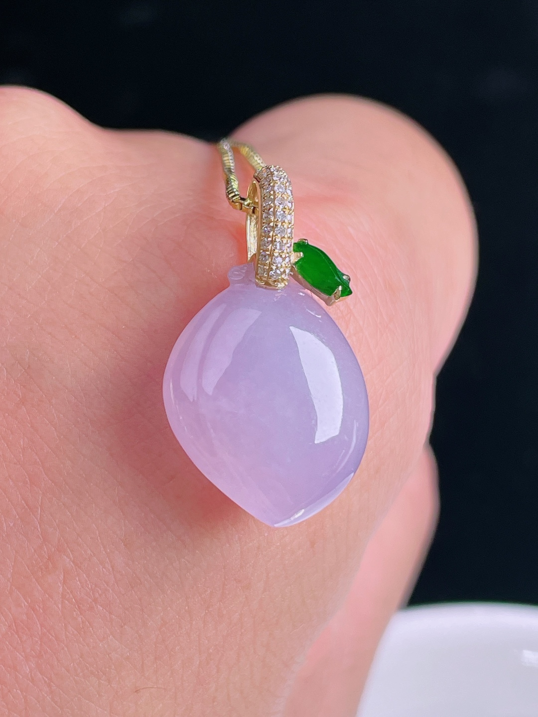 ️福瓜，18k镶嵌，老种起光，细底通透，尺寸：24.6裸石18/13.7/6.7mm1003