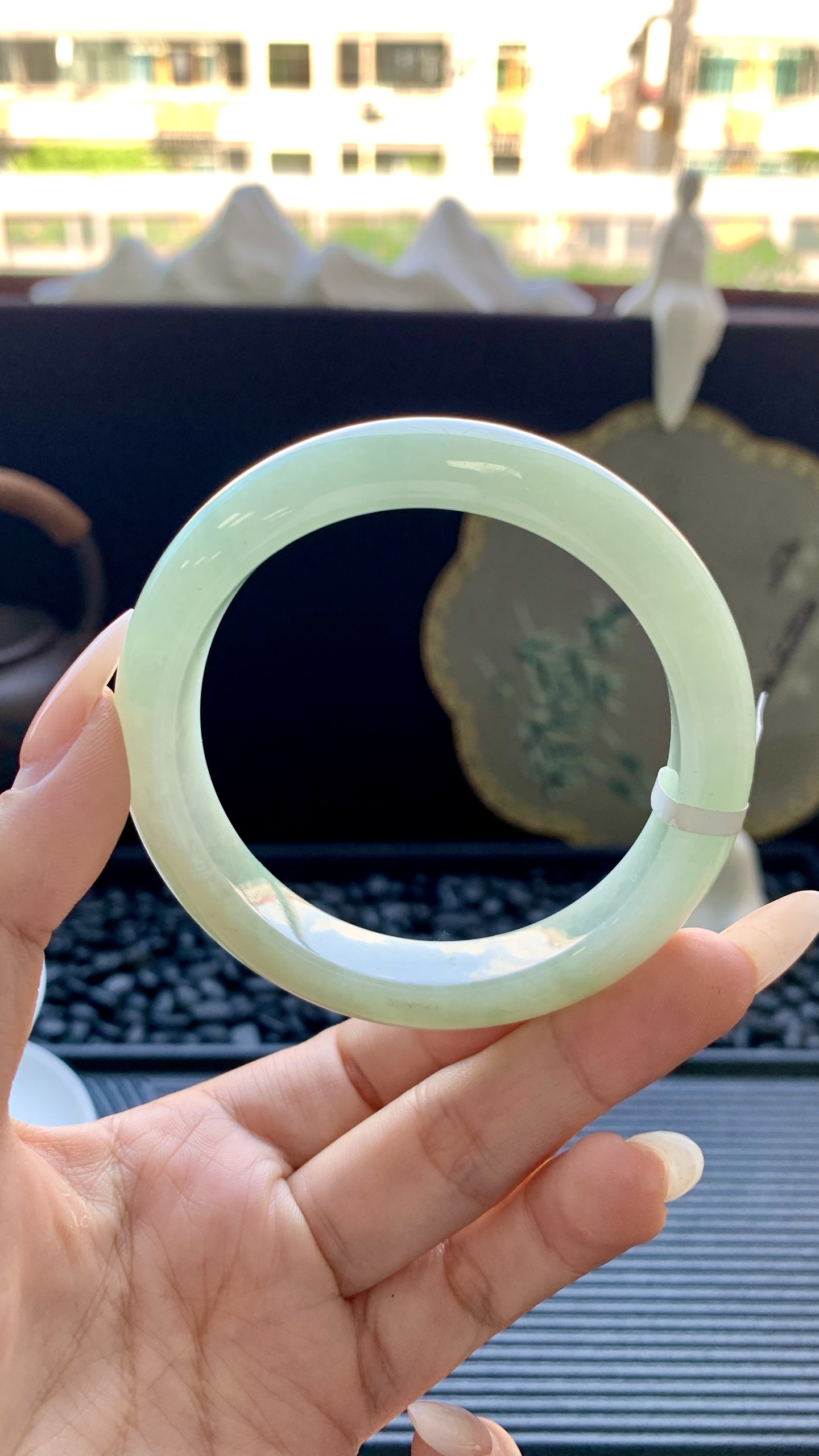 淡果绿黄翡正圈镯成品 HYY-3833 尺寸：55.5-12-8.5