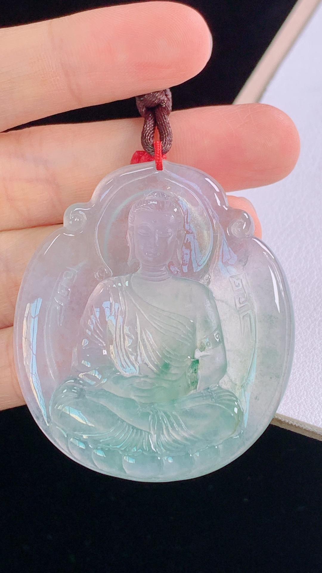 冰飘花佛牌 花色灵动，清爽通透，无裂 尺寸:47.9-42.9-5.0mm 29
