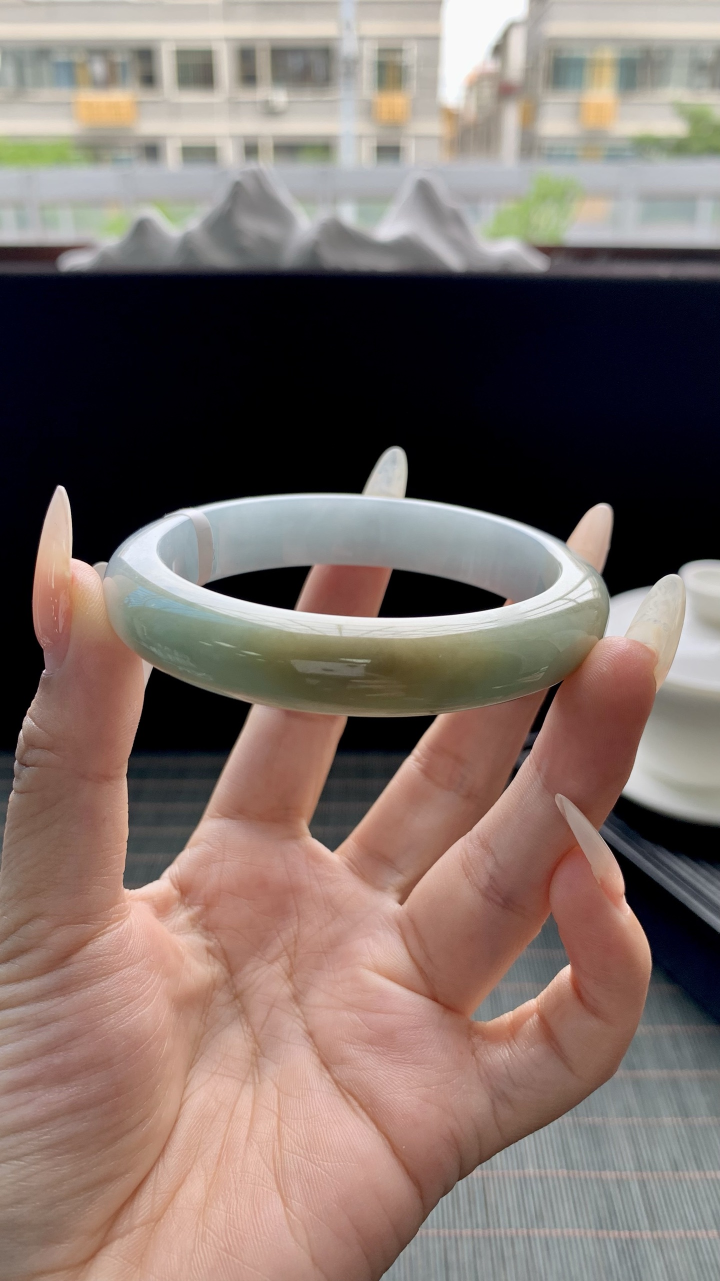 黄翡半山水正圈手镯成品 HYY-6008 尺寸：57-12-8