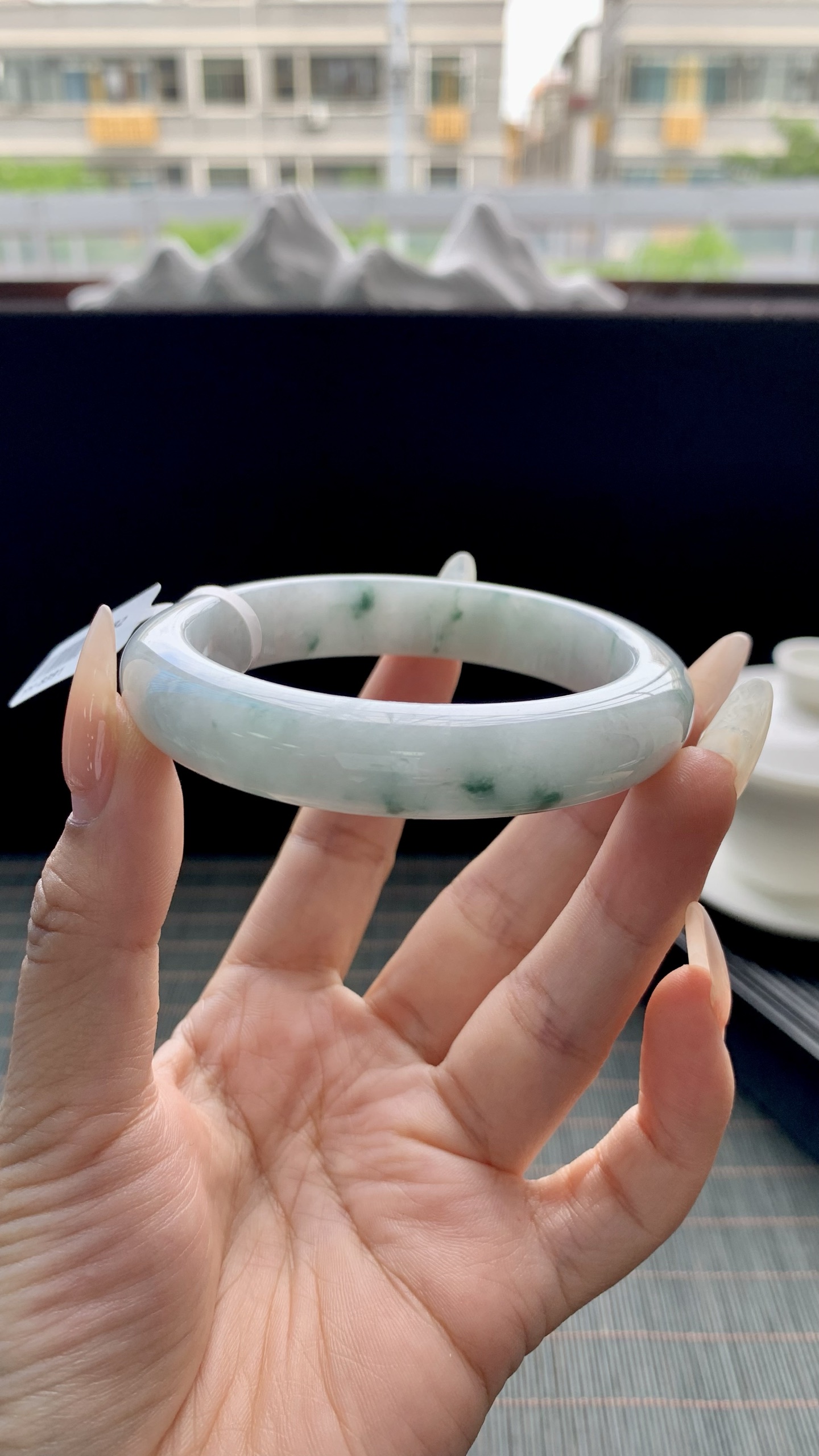 晴底飘花正圈手镯成品 YH-8391 尺寸：56-12-9