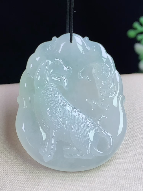 冰种生肖狗牌，旺财，无裂，尺寸40.8-31.2-5.6mm，S05xma