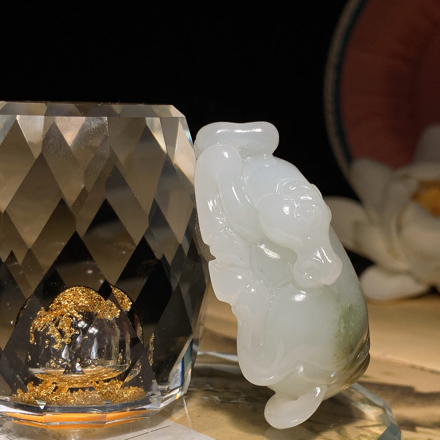 新疆和田玉白玉飘蓝翠马到成功马挂件！尺寸46/24/18重30克 玉质细腻油润 底色纯净 脂粉好，品
