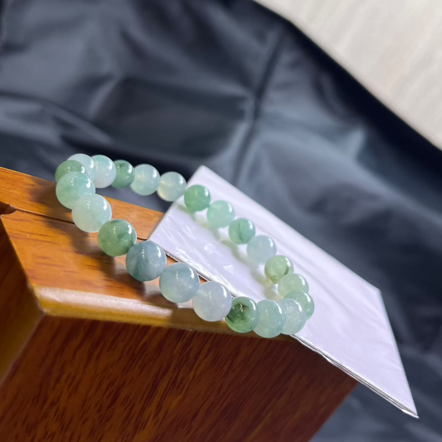 ️ 晴底色手串，卡7.7mm-8.6mm，22颗