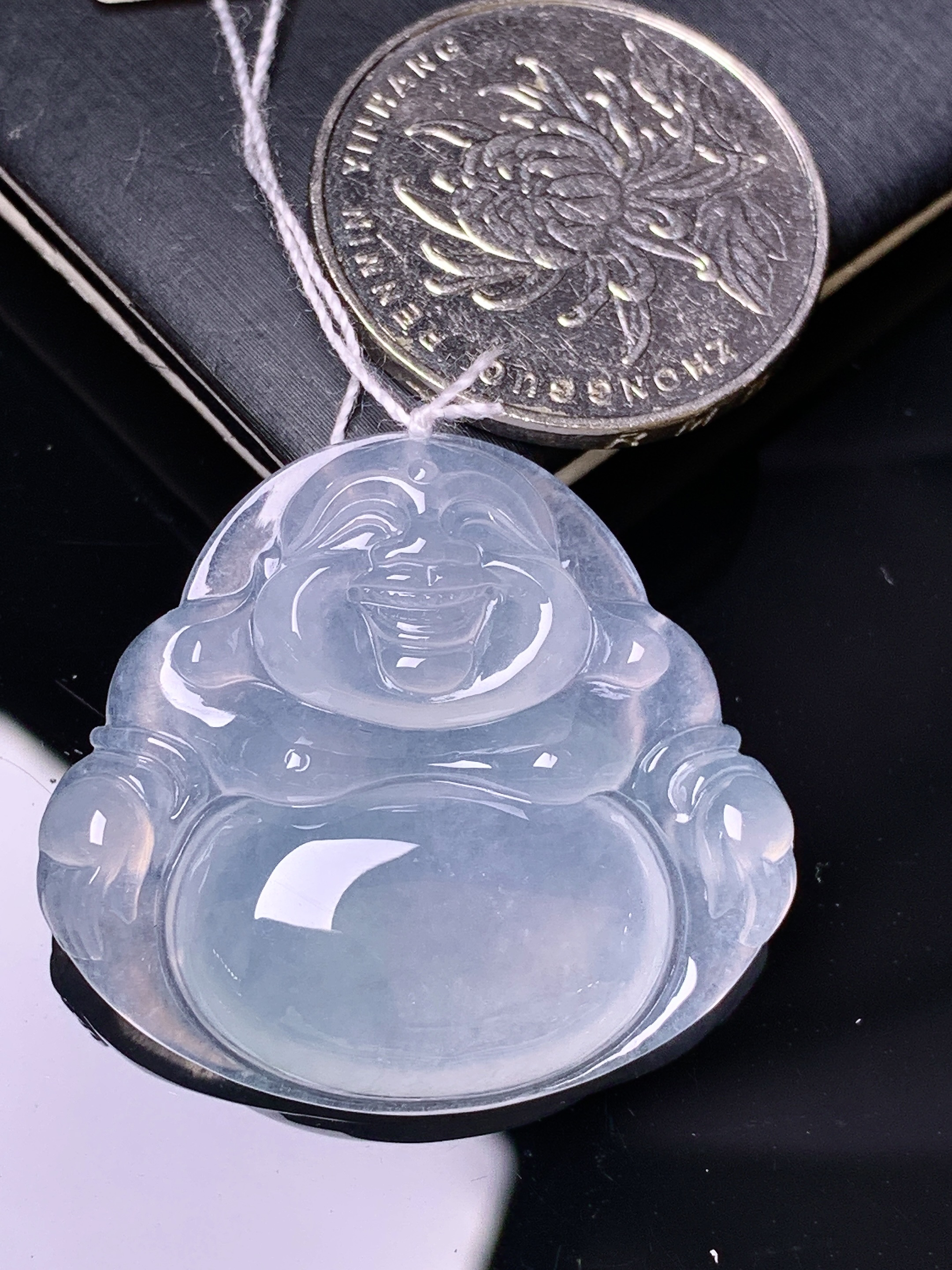 冰种佛公吊坠 玉质细腻 色泽艳丽清新 水润亮眼 整体尺寸30.2*33*6 d1