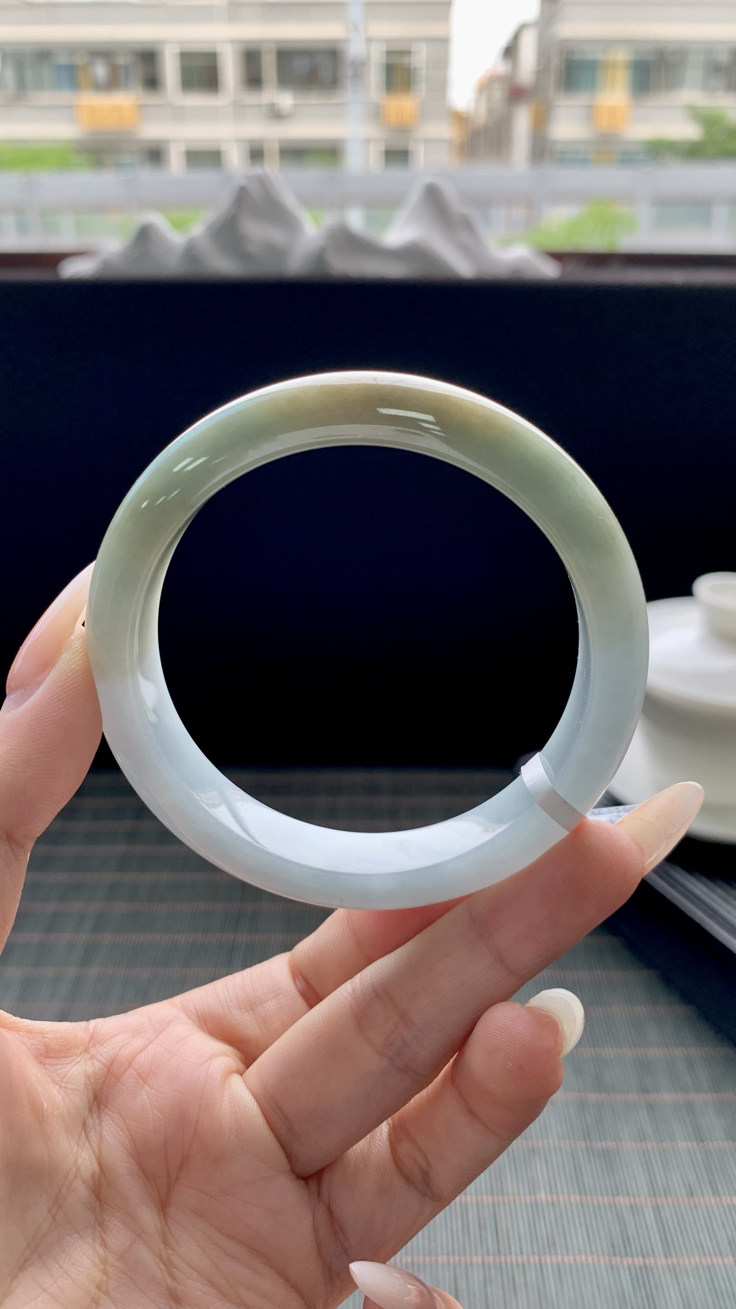 黄翡半山水正圈手镯成品 HYY-6008 尺寸：57-12-8