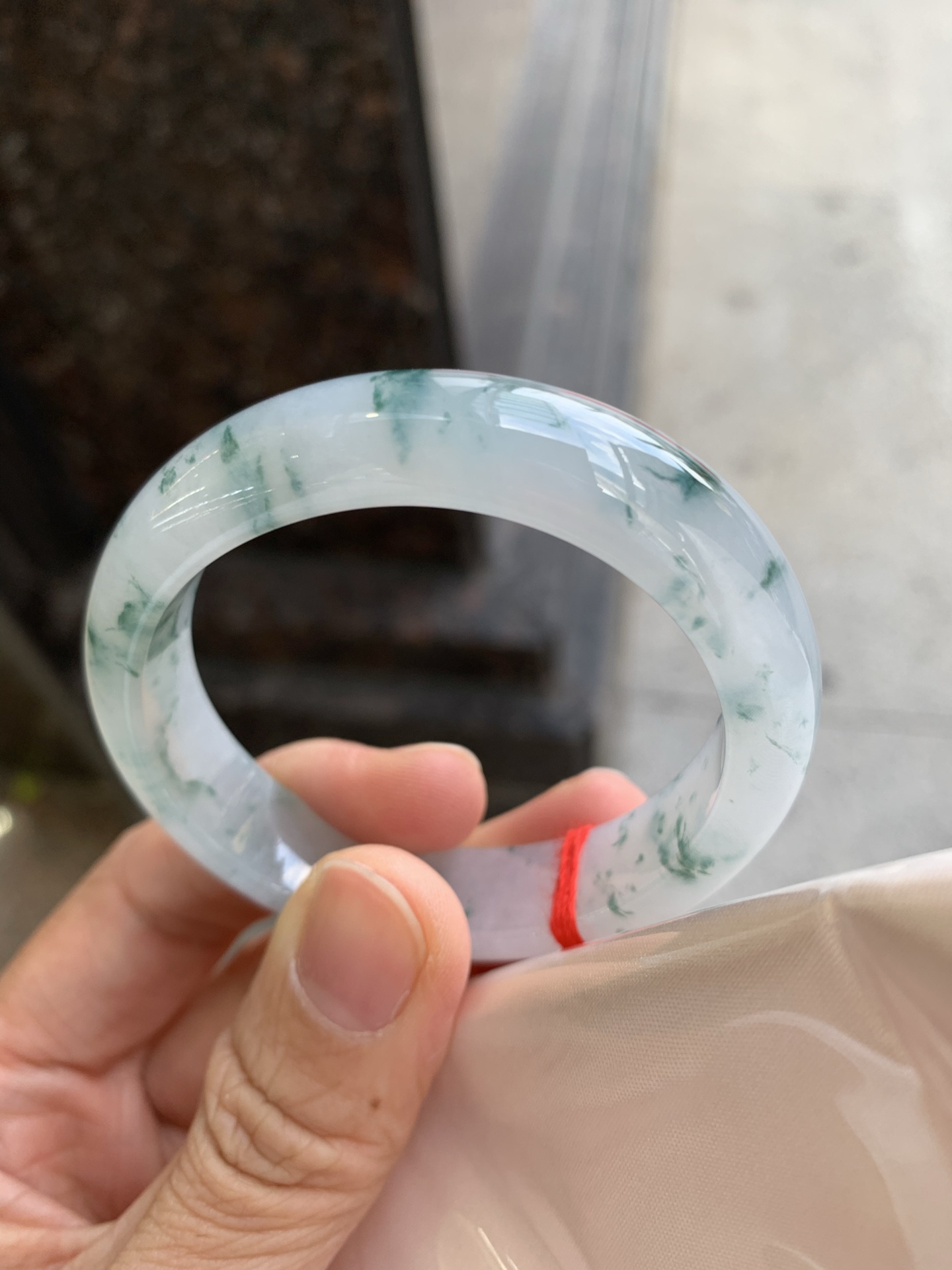 贵妃飘花 微细纹 尺寸：53.6/47/12.3/7.5 清爽