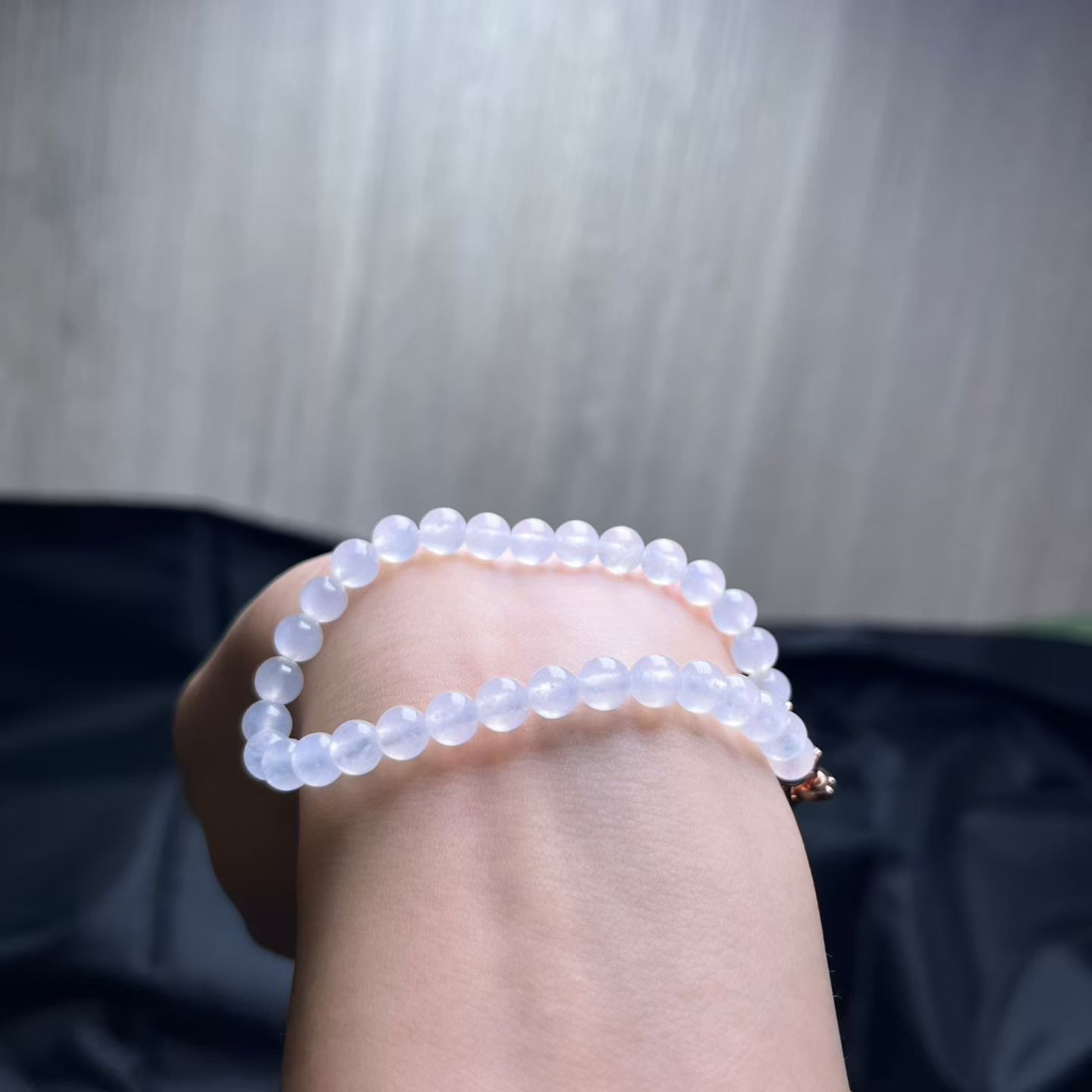 ️ 白手串，卡5.5mm，31颗