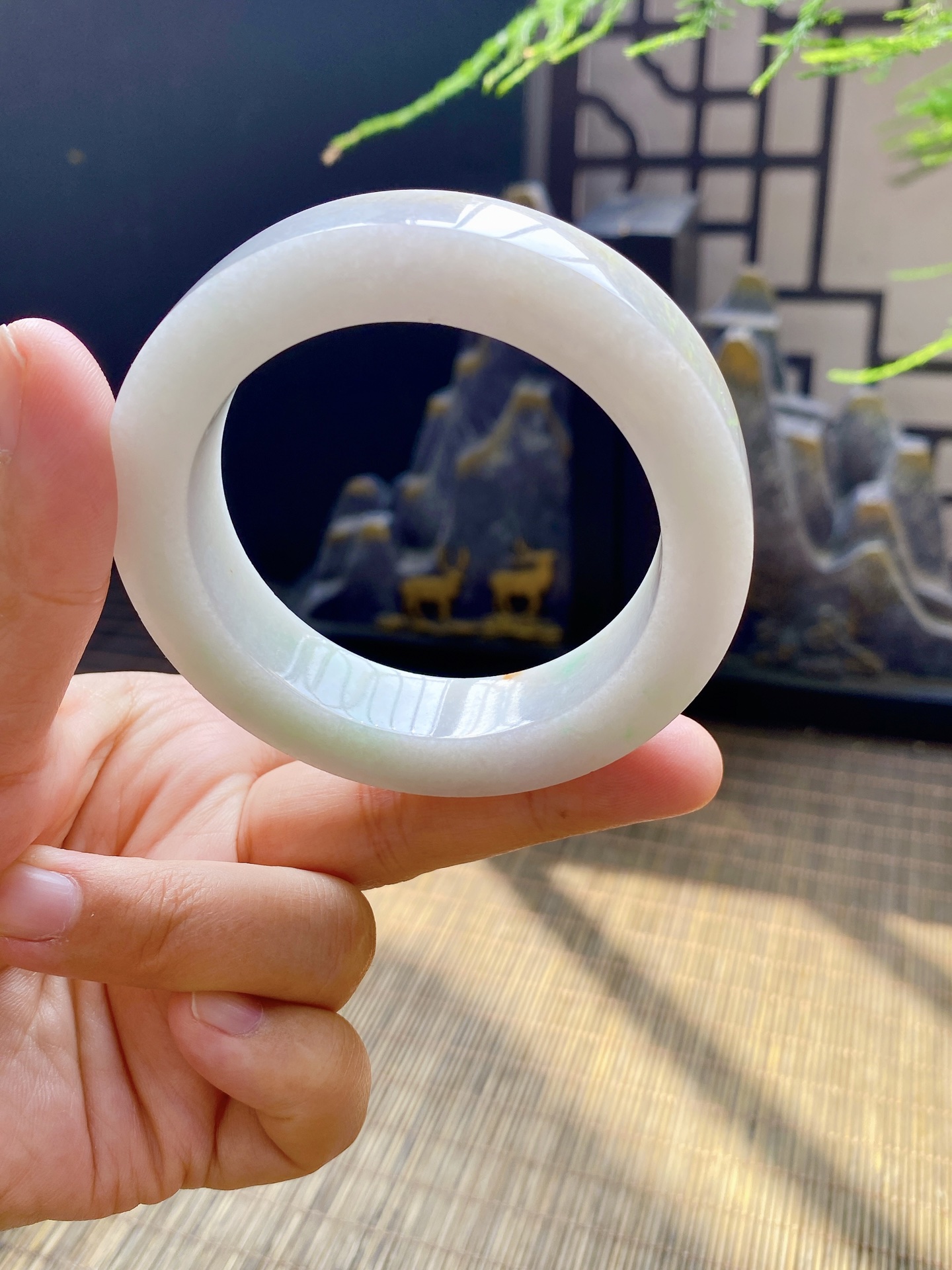 洒金飘绿手镯胚 尺寸53-71-12.5 编号JF905-3