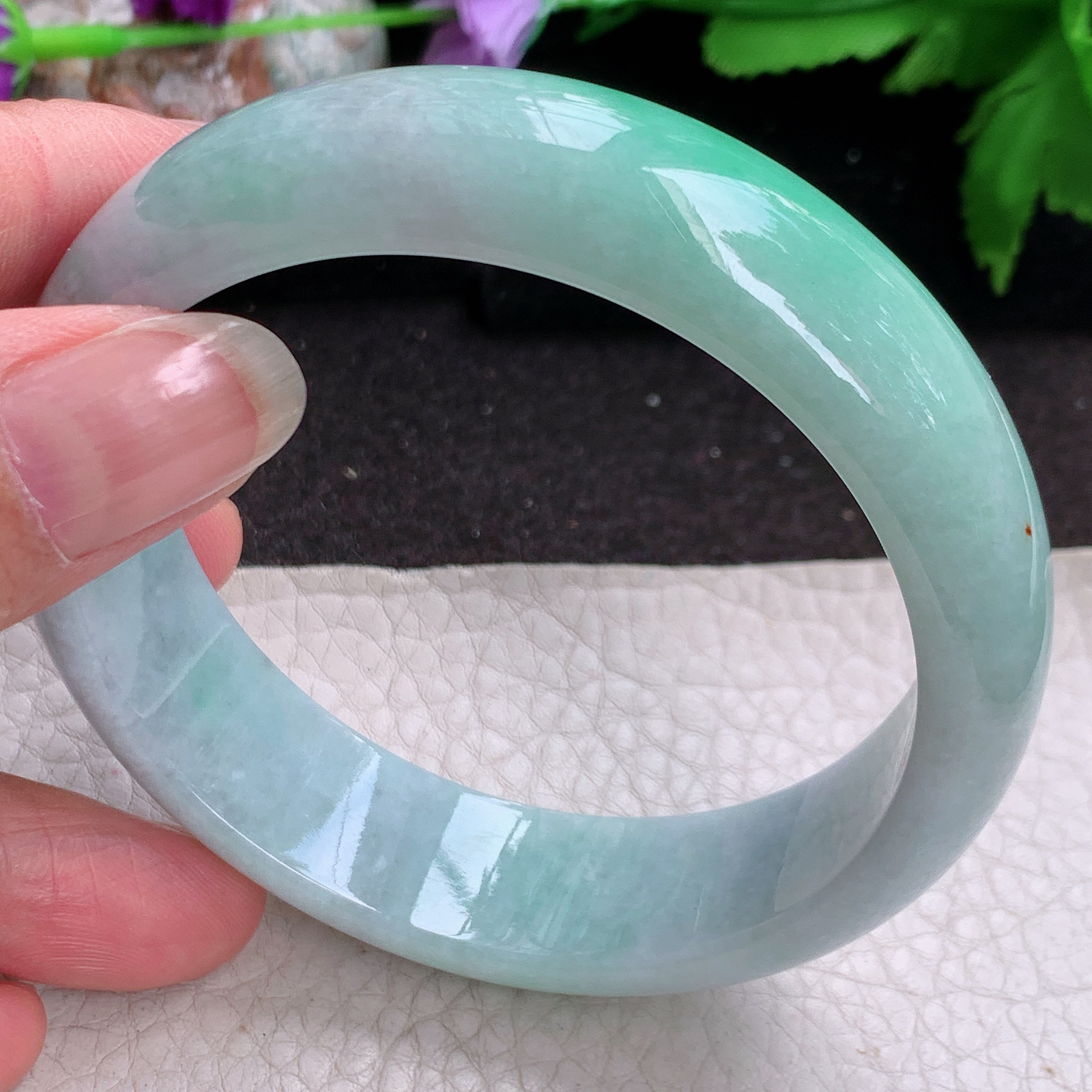 js实拍58.5*16.5*7.6轮胎镯 缅甸翡翠a货玉手镯飘绿清新宽边玉手环