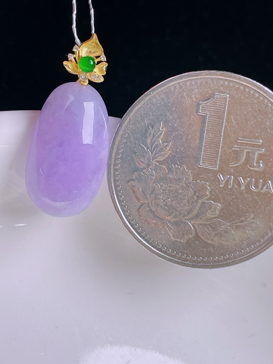 ️福瓜，18k镶嵌，老种起光，细底通透，尺寸：22.8裸石17.3/9.5/4.5mm1005