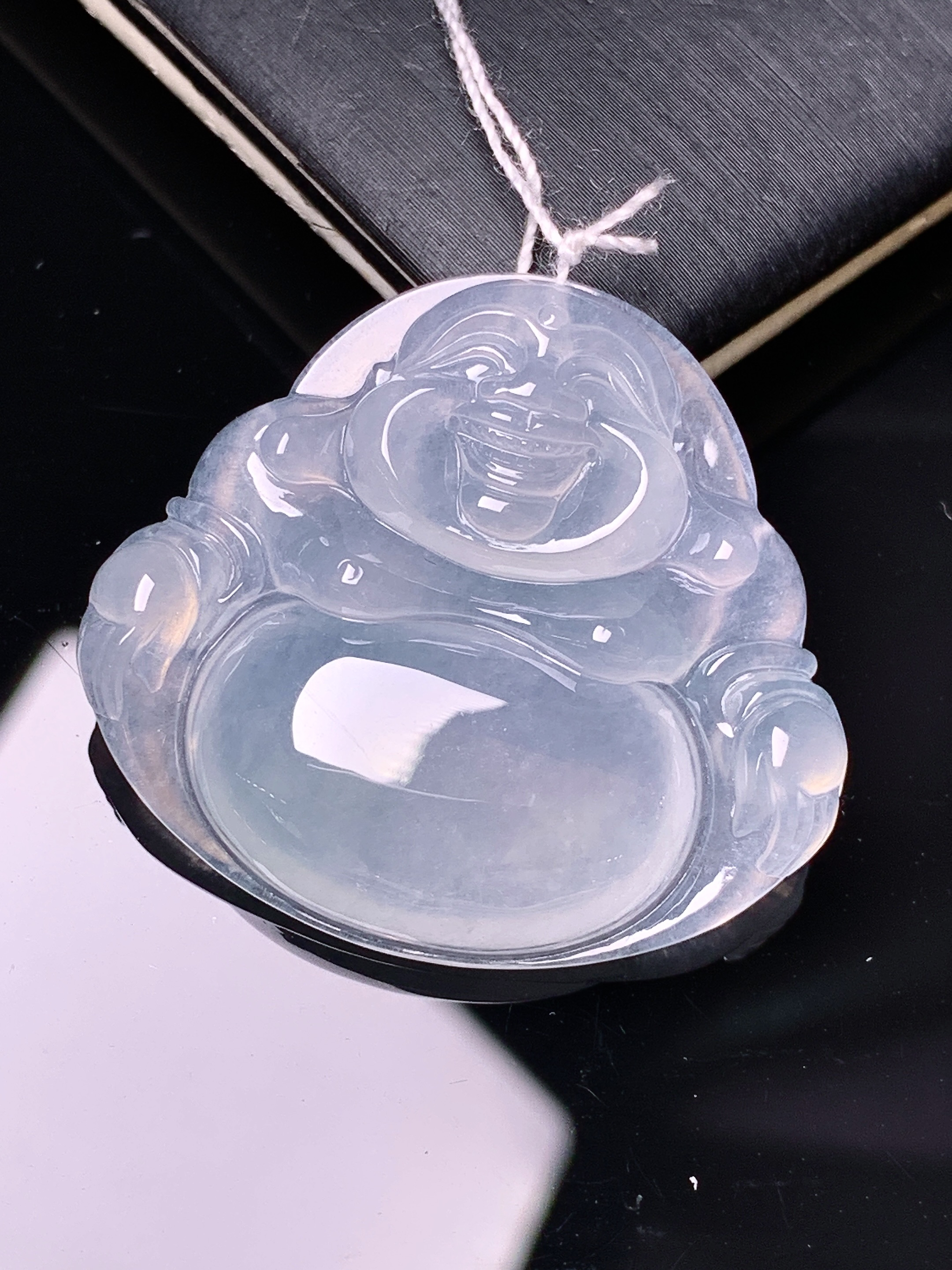 冰种佛公吊坠 玉质细腻 色泽艳丽清新 水润亮眼 整体尺寸30.2*33*6 d1