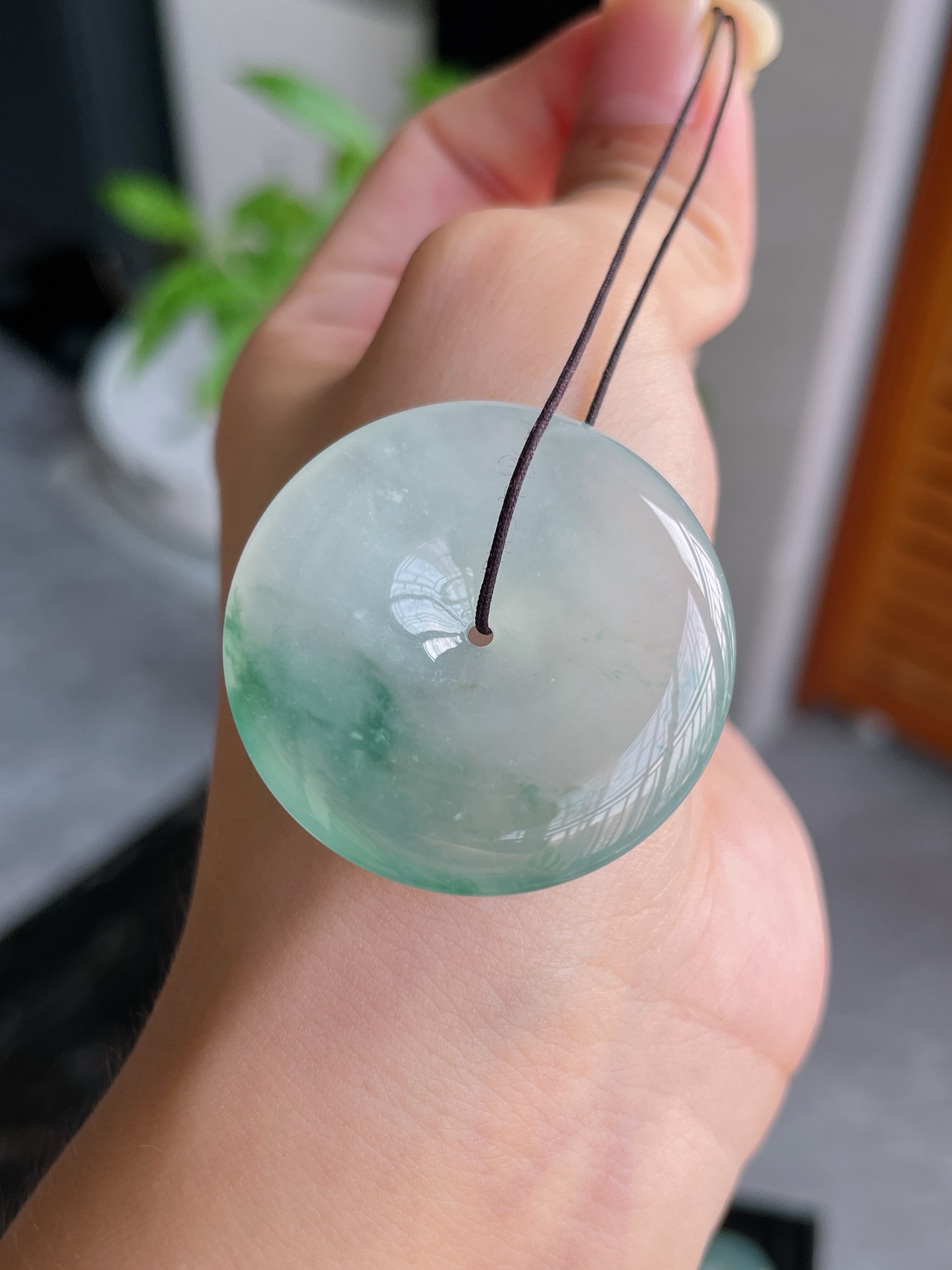 冰种起胶厚装飘花大平安扣, 尺寸33.8-7mm T601193，33.8-7