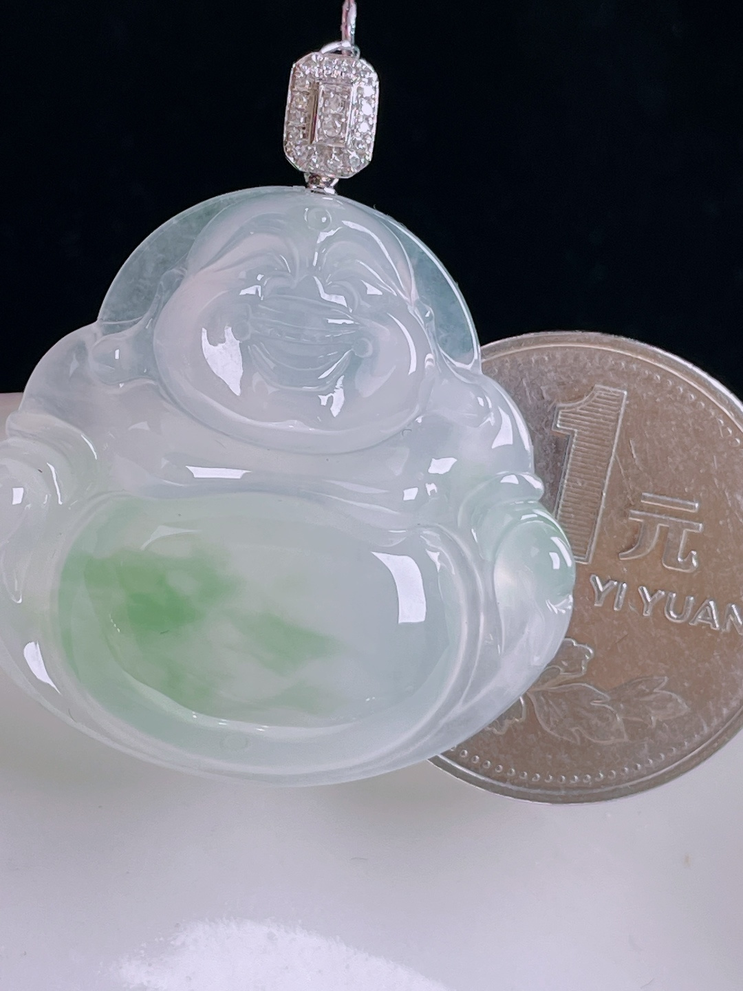 飘花佛公，18k镶嵌，老种起光，细底通透，尺寸：37.2裸石29.6/32/5.8mm1005
