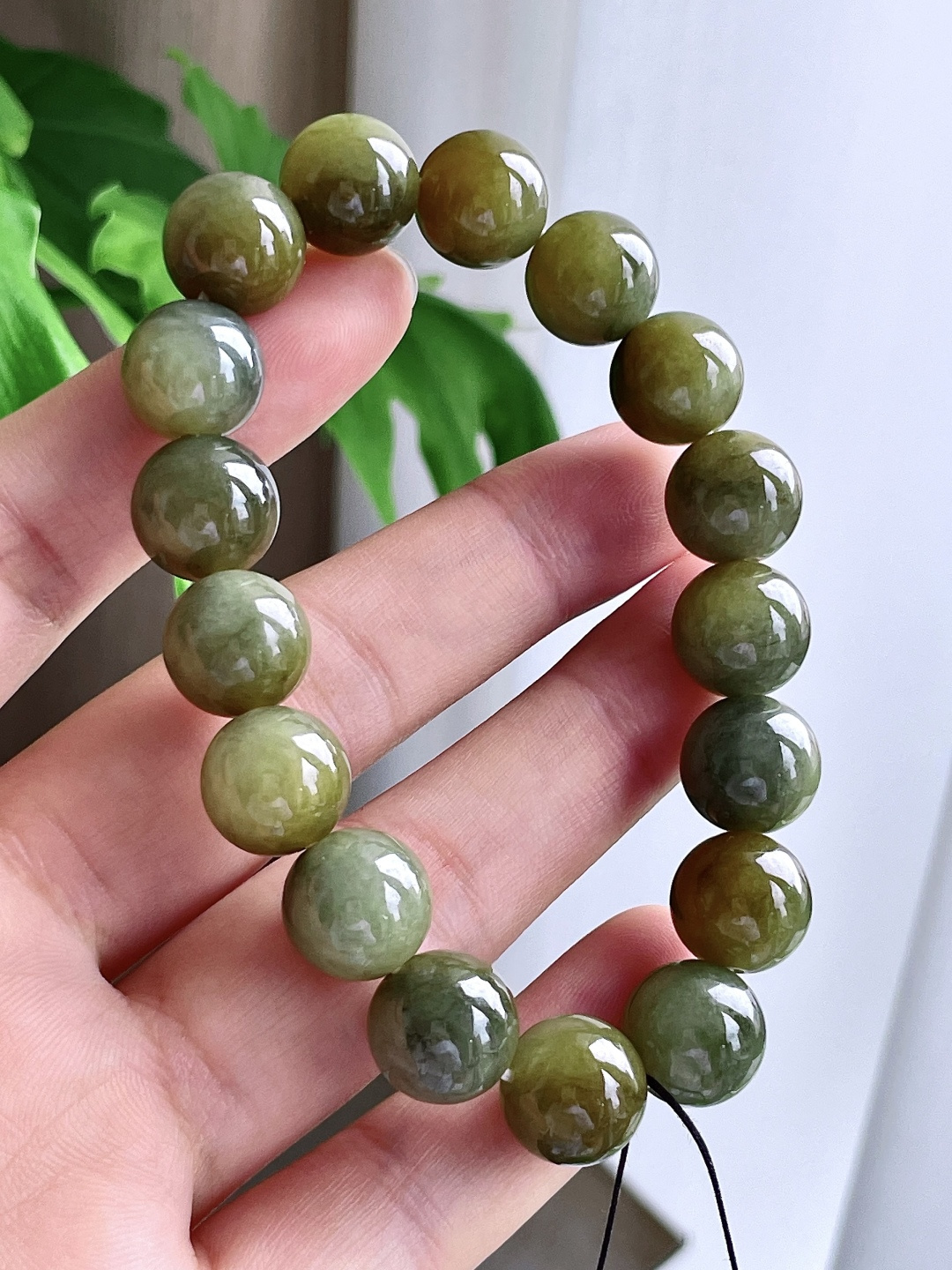 【珠子】冰黄翡手链圆珠珠子手链 【说明】缅甸 性比高 【尺寸】12.2mm 【重量】55.2克
