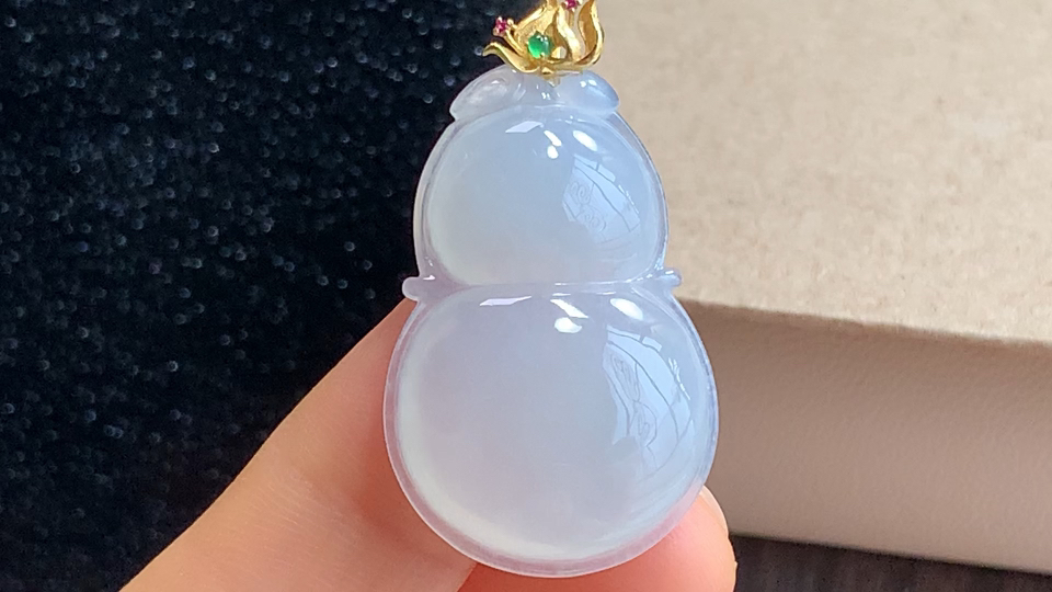 ️ 18K金伴钻葫芦，无裂，尺寸35.4/30.9-19.8-5.4mm，包A附证书