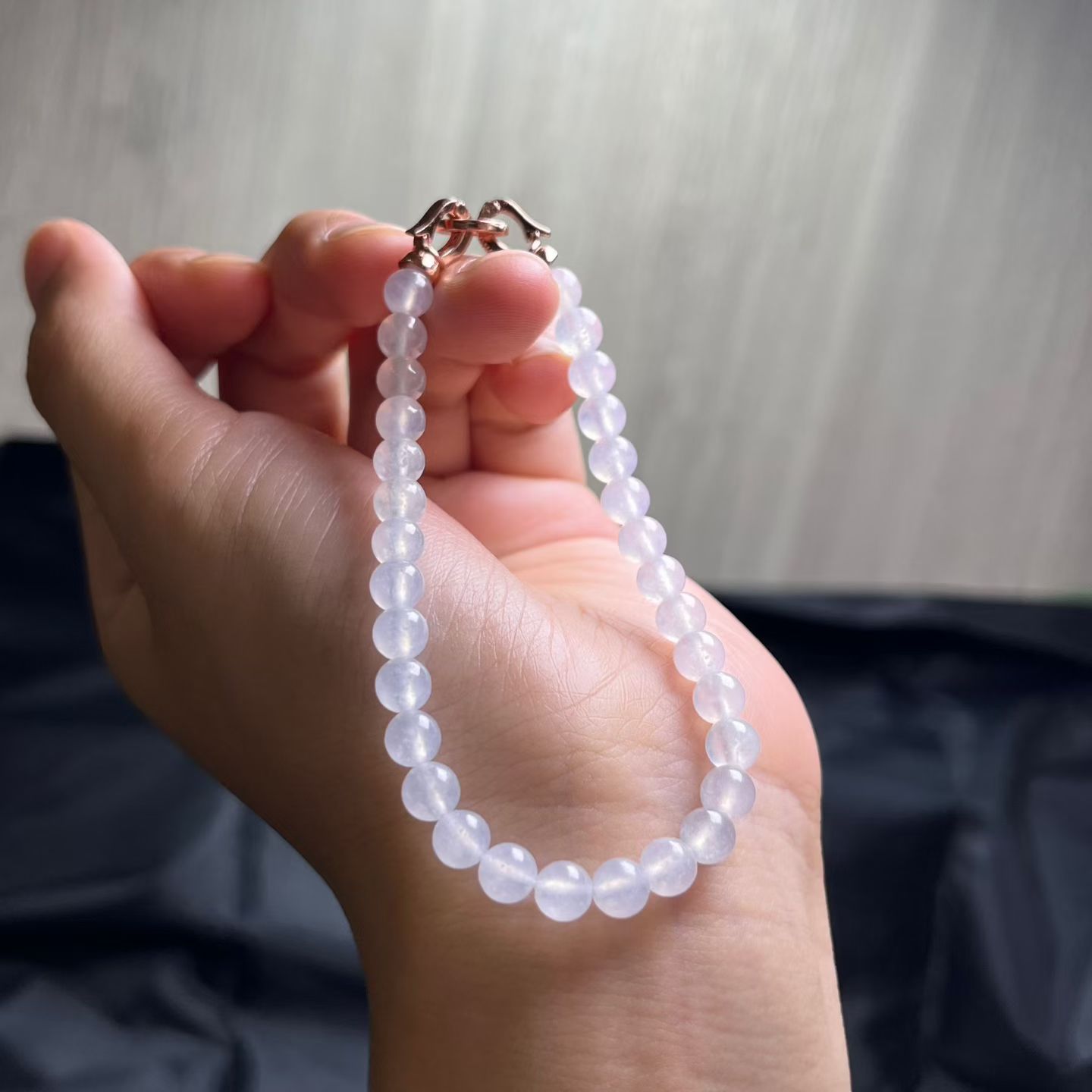 ️ 白手串，卡5.5mm，31颗