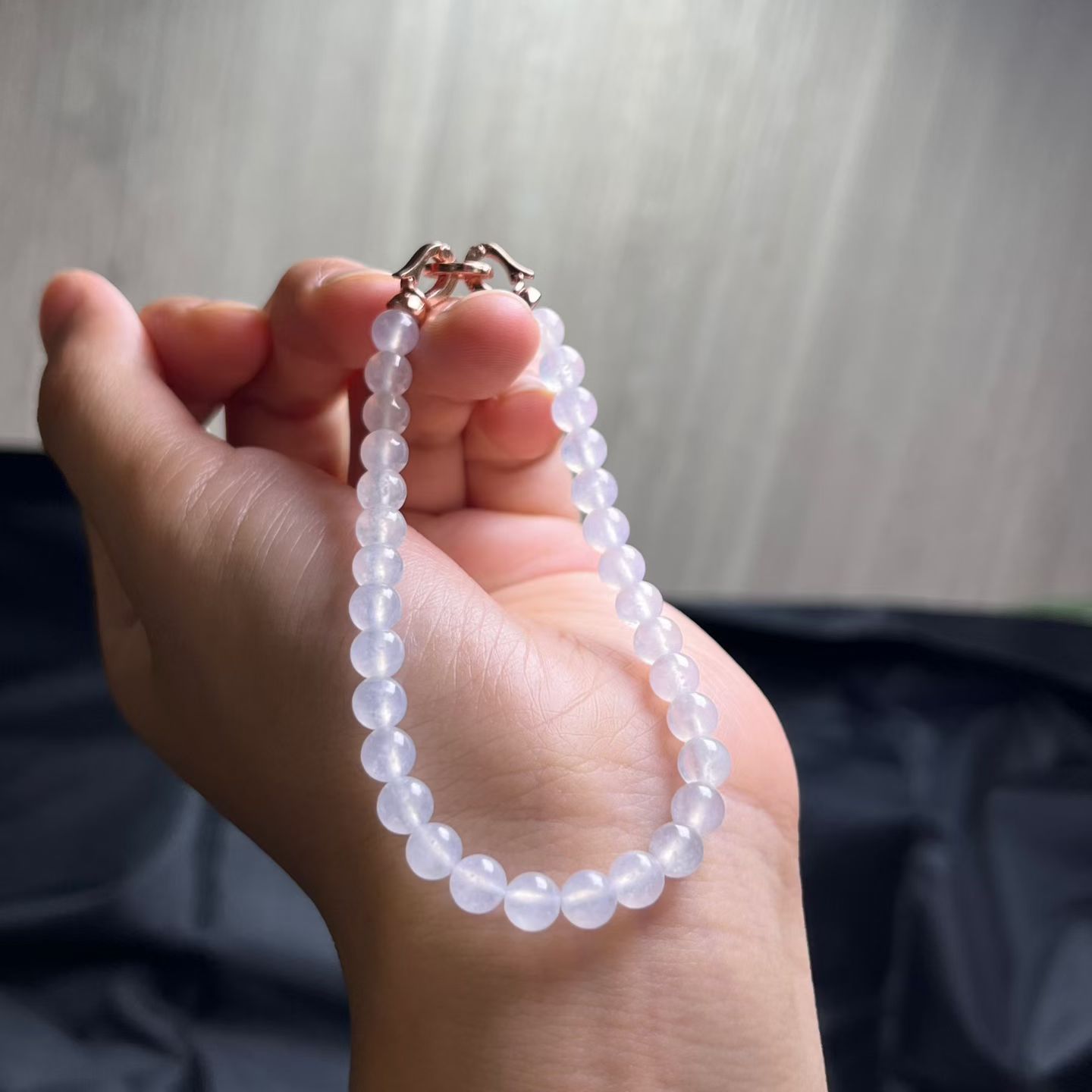 ️ 白手串，卡5.5mm，31颗