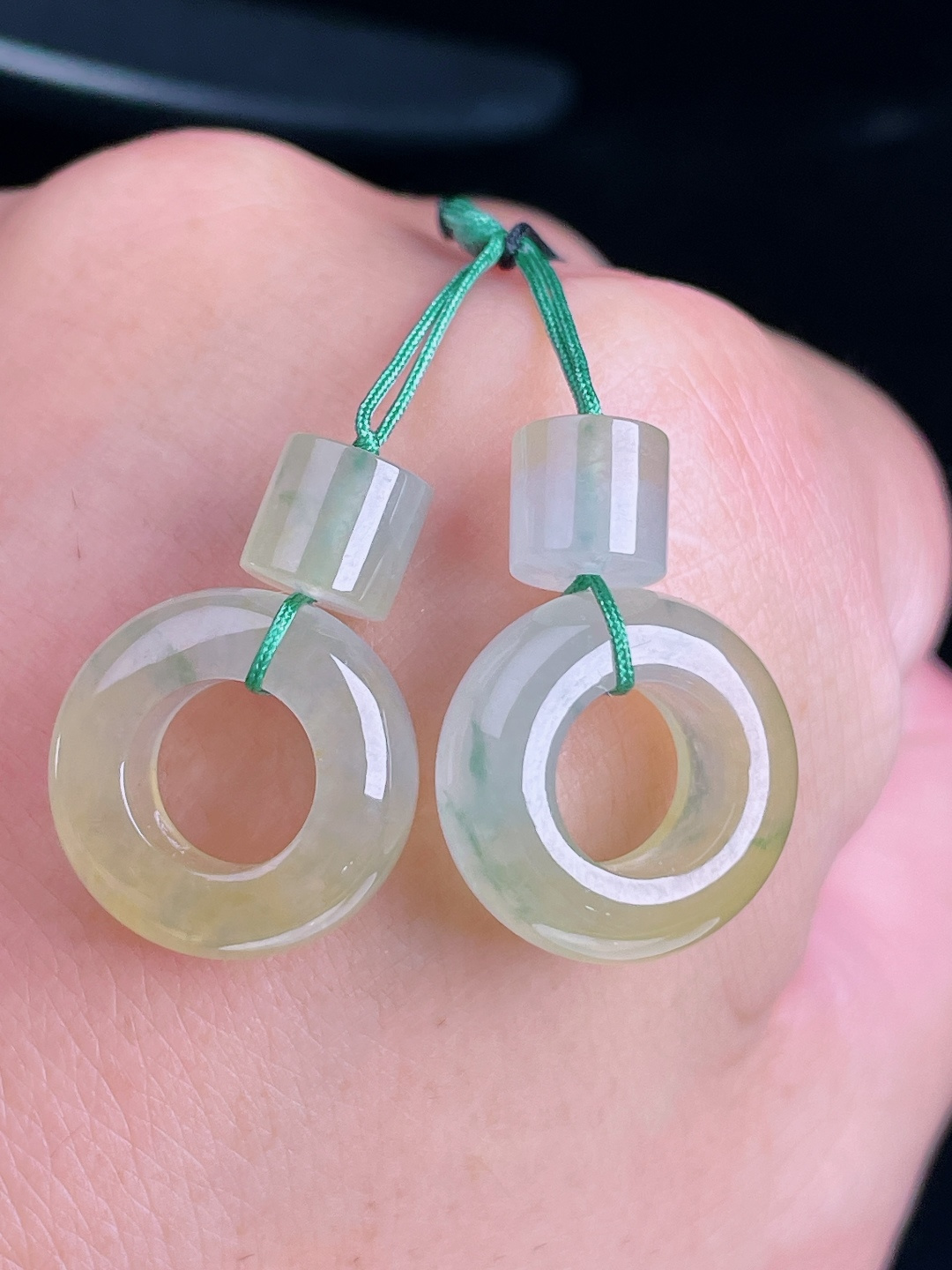 冰黄耳坠，老种起光，细底通透，尺寸：裸石15.7/6.3mm1005