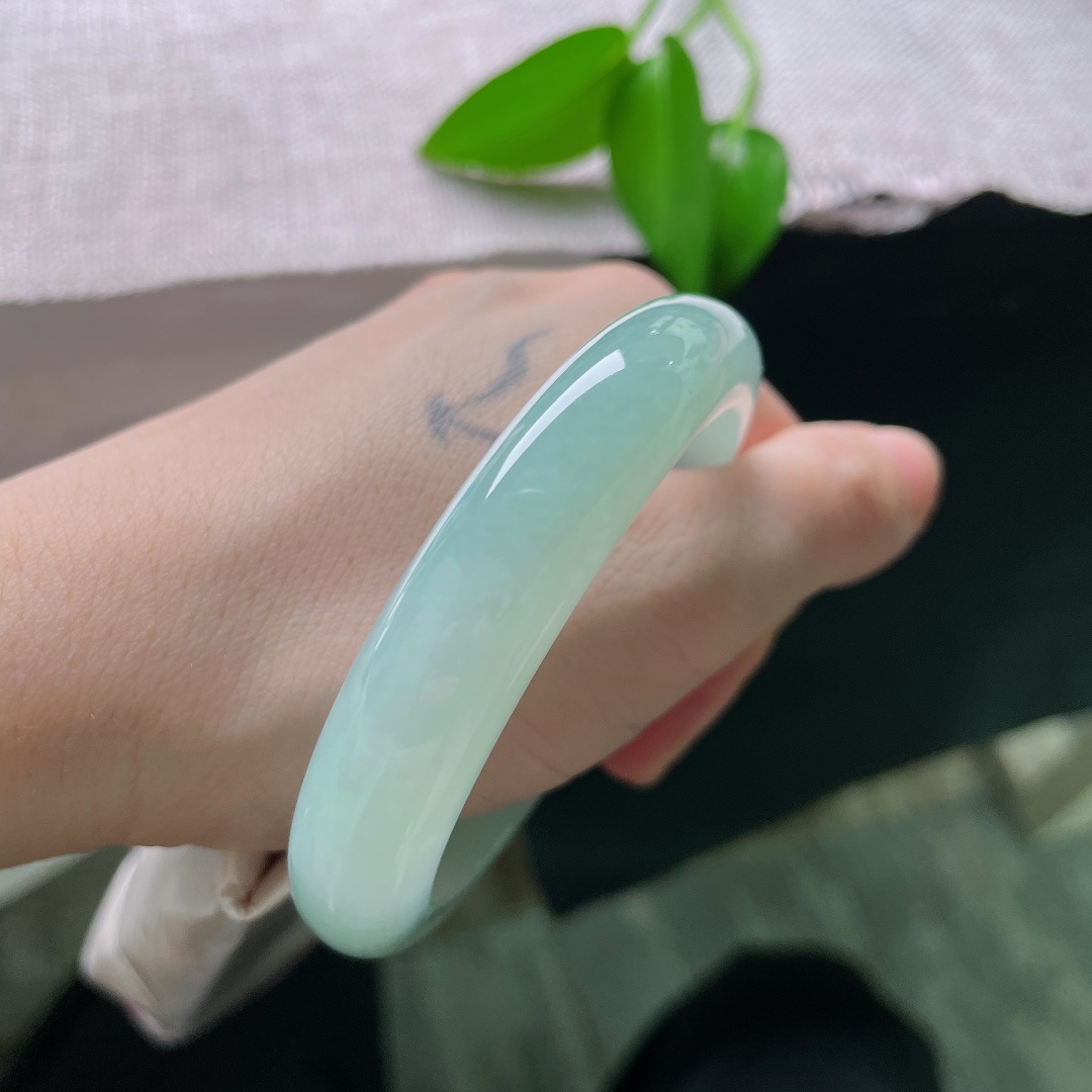 55.3/12/8冰晴底正圈，冰润细腻，清新俊逸，婉间的温柔，贵气，无裂，ss59099a