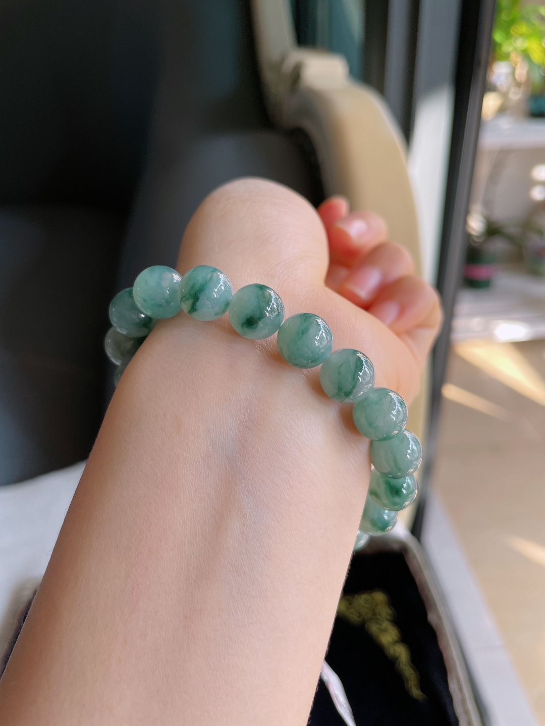 缅甸天然翡翠A货，冰飘花手链，尺寸：10mm。【编3190】
