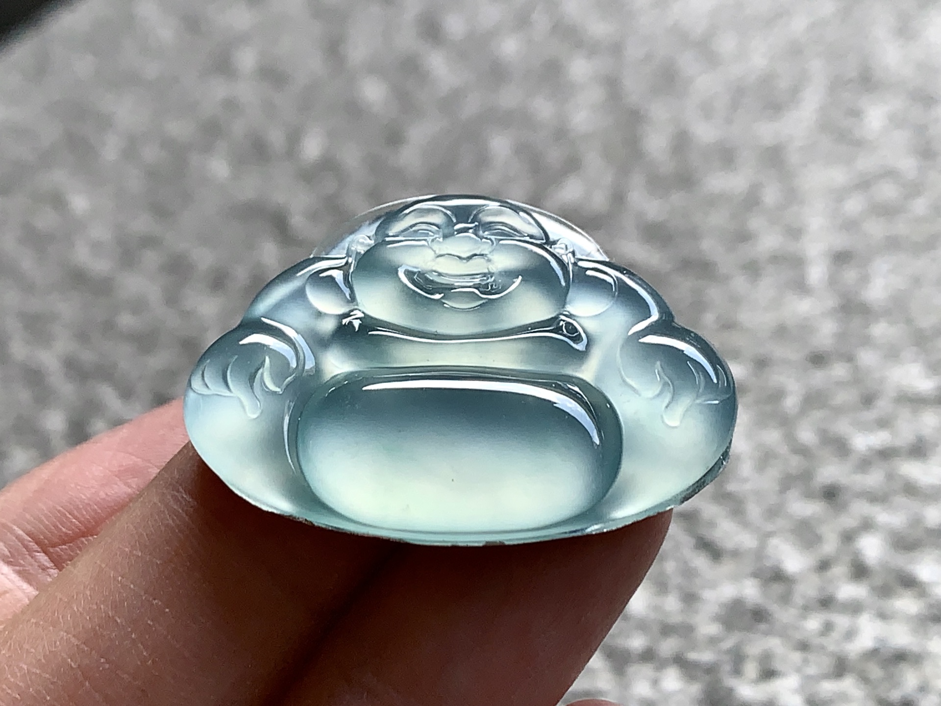 ️ 冰种佛公 尺寸：24.6×33.6×4 温润凝翠，雅韵天成