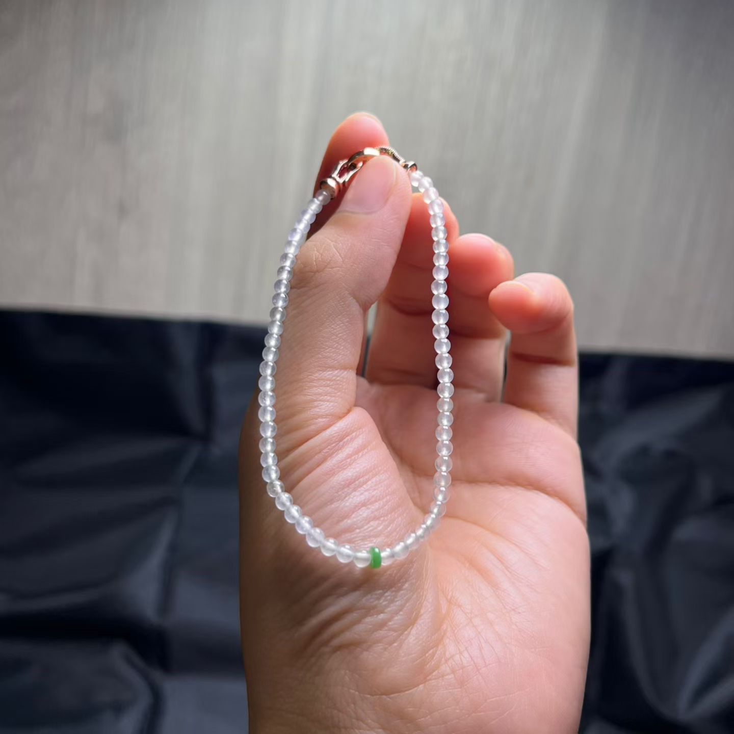 ️ 种小米珠手串，卡2.8mm-3mm，60颗