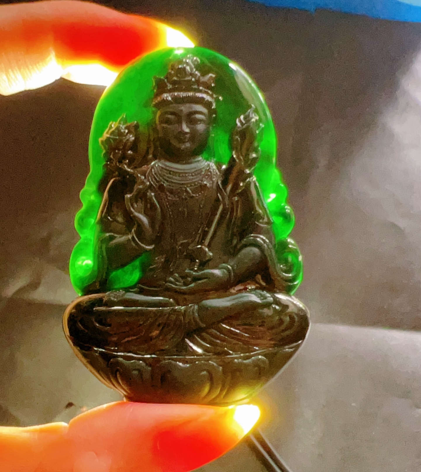 ️ 墨翠虚空藏 极黑油亮 质地细腻 灯照翠绿 无裂