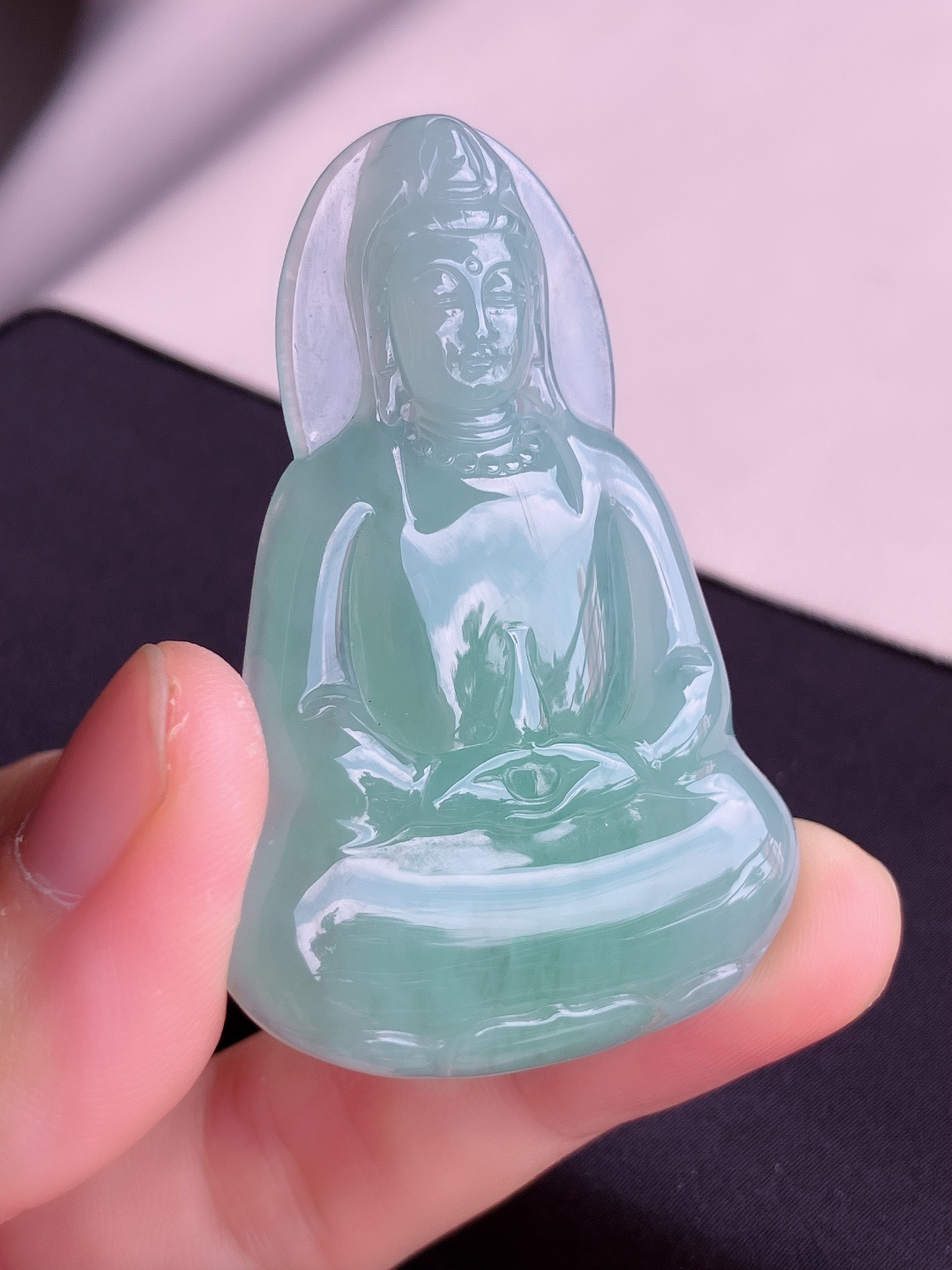 ️底色观音，细腻精致，尺寸58/38.6/6.5/自然光实拍