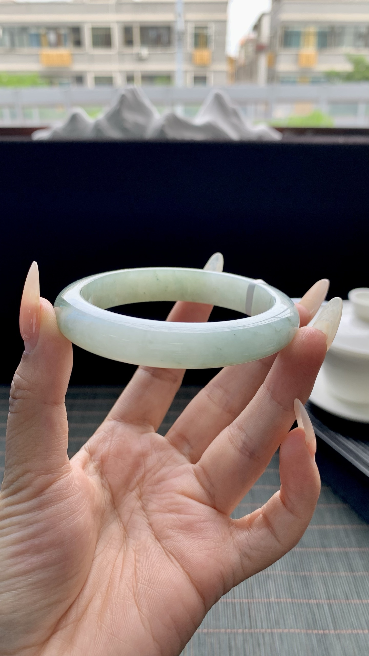 黄翡飘花正圈手镯成品（微瑕）HYY-6111 尺寸：57-12-9