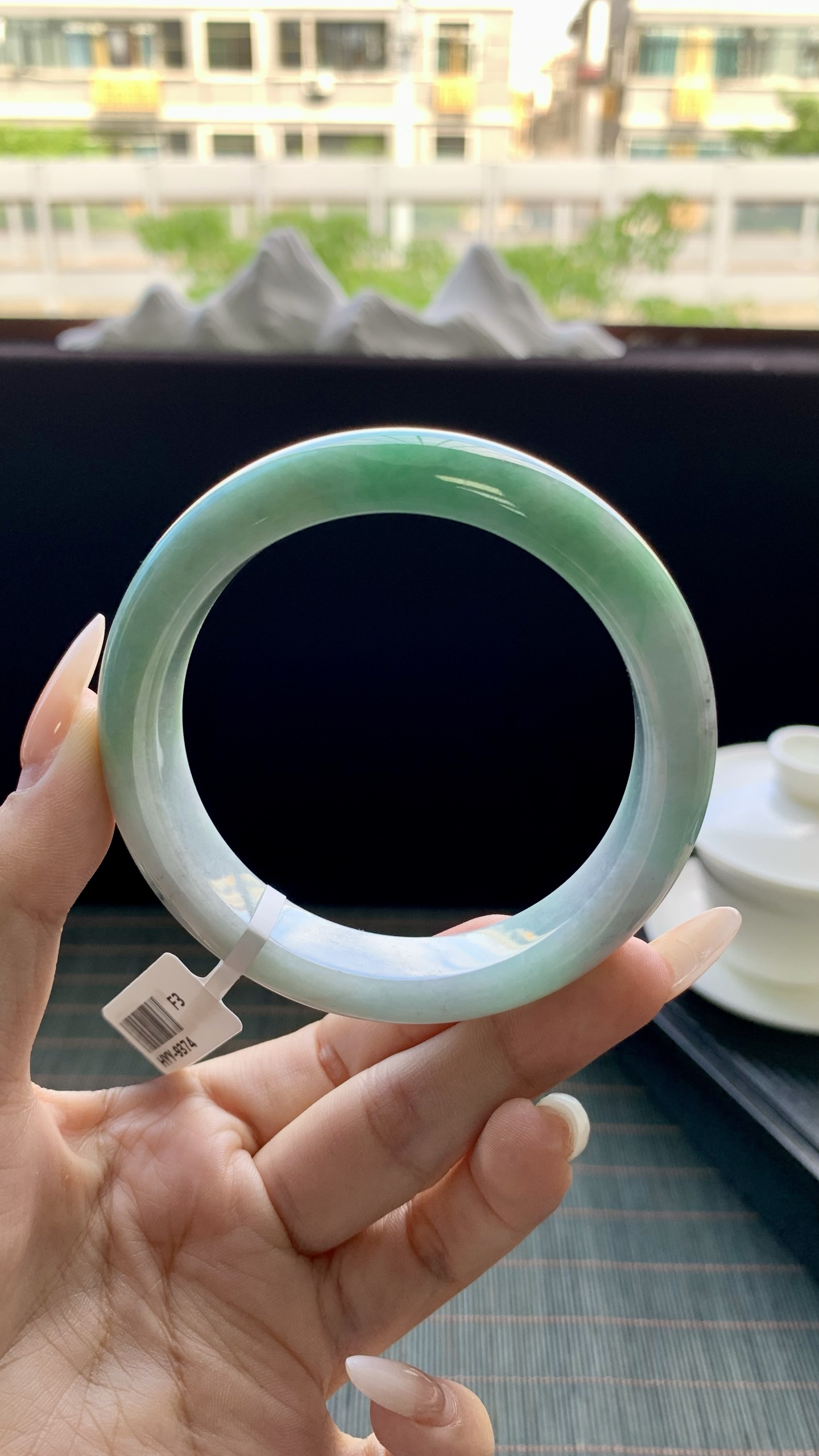 飘阳绿乌鸡花正圈手镯成品 HYY-9374 尺寸：58.5-13-9