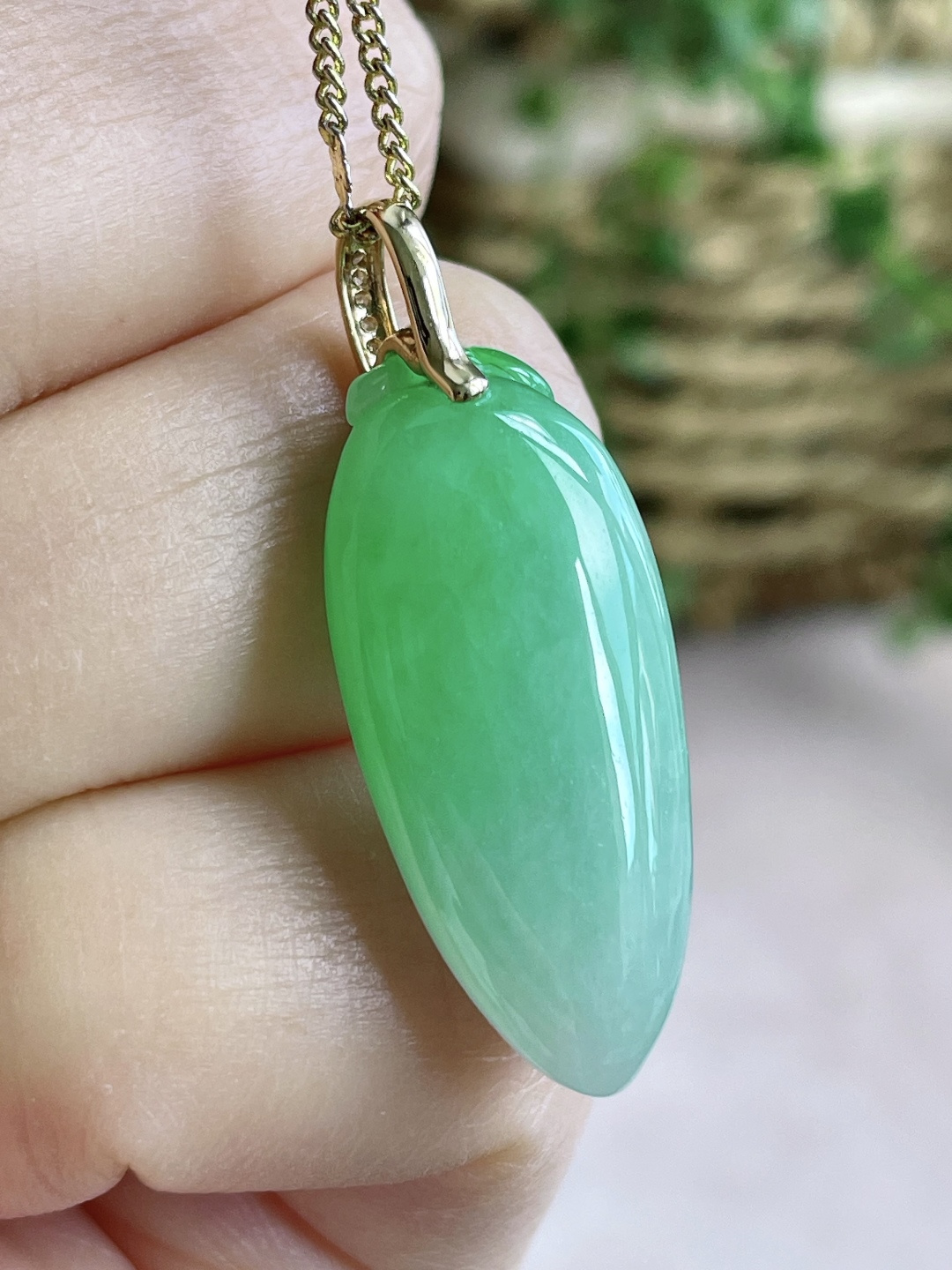 冰阳绿福瓜吊坠 缅甸 18k金镶嵌 无裂 性比高 厚装 34.2