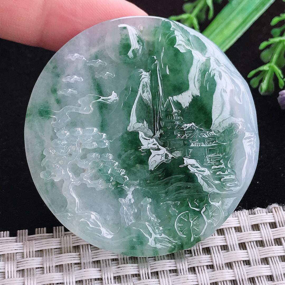 实拍A货翡翠53.5/5.2老坑冰胶飘花山水牌吊坠翡翠圆牌