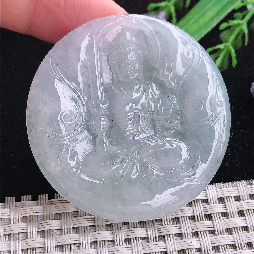 实拍A货翡翠51/5老坑冰润白月光不动明王吊坠翡翠挂件玉牌